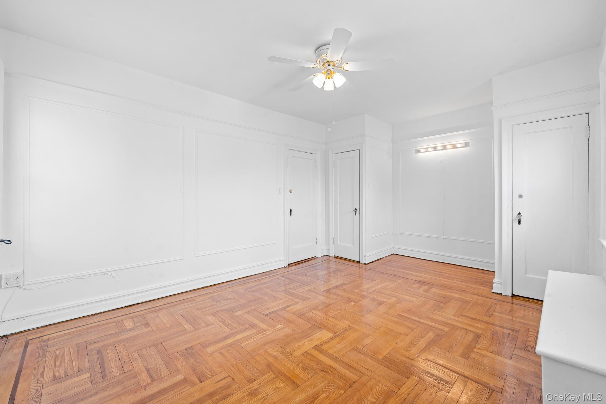 #11 photo, 3329 Wilson Avenue, ブロンクス区 Bronx , NY 10469