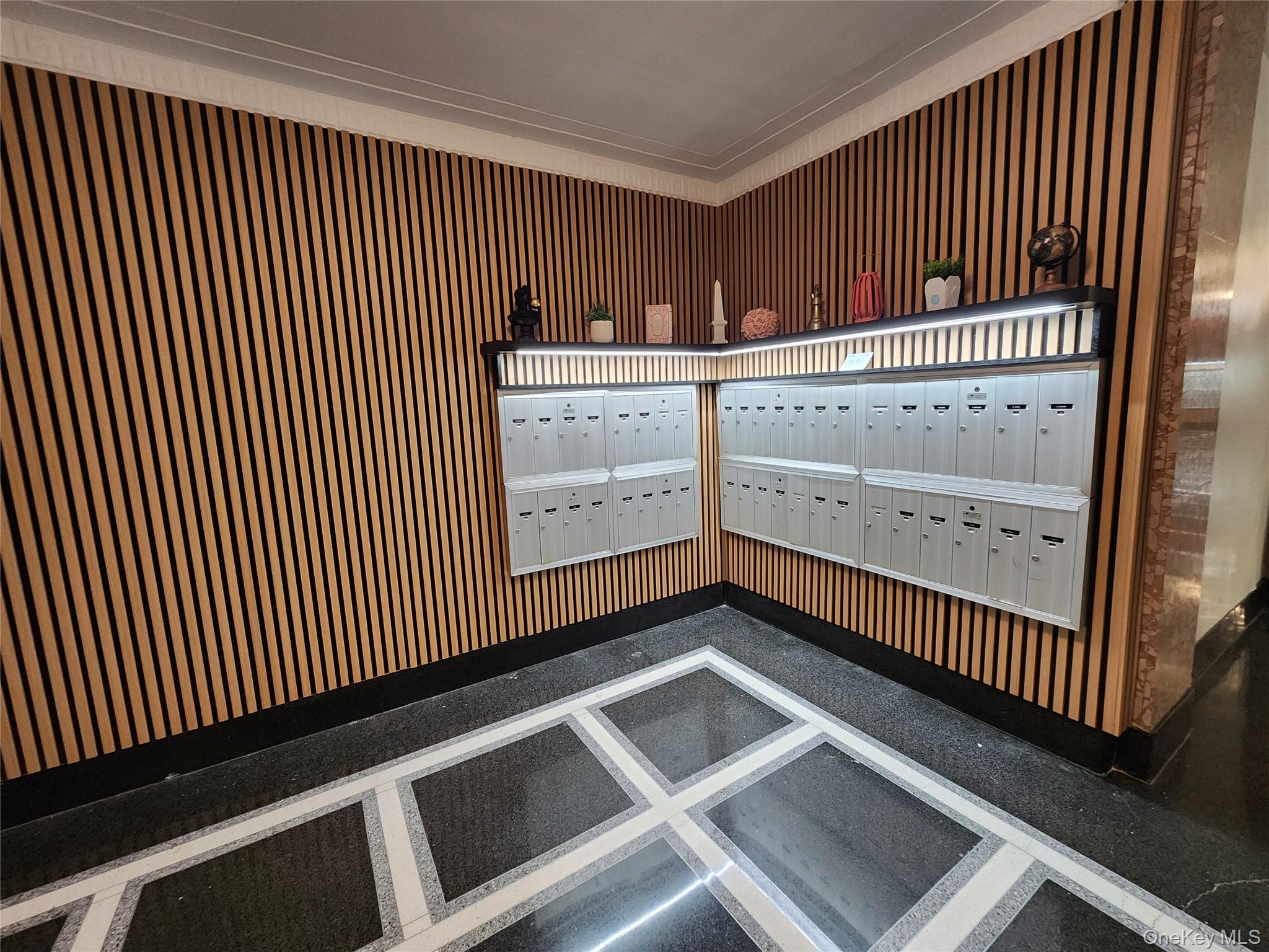 #19 photo, 12325 82nd Avenue, Kew Gardens , NY 11415