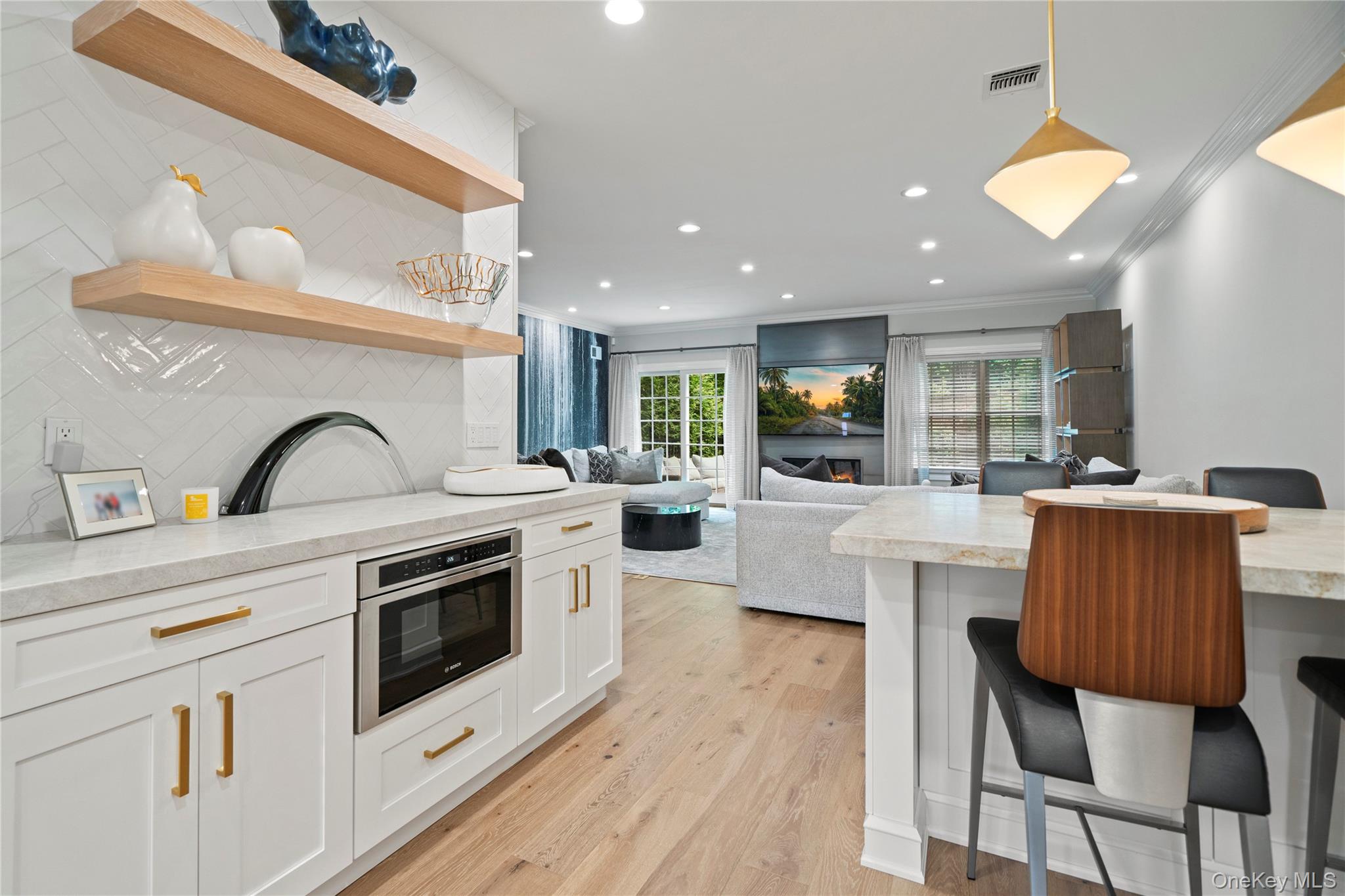 #13 photo, 23 The Preserve, Woodbury , NY 11797