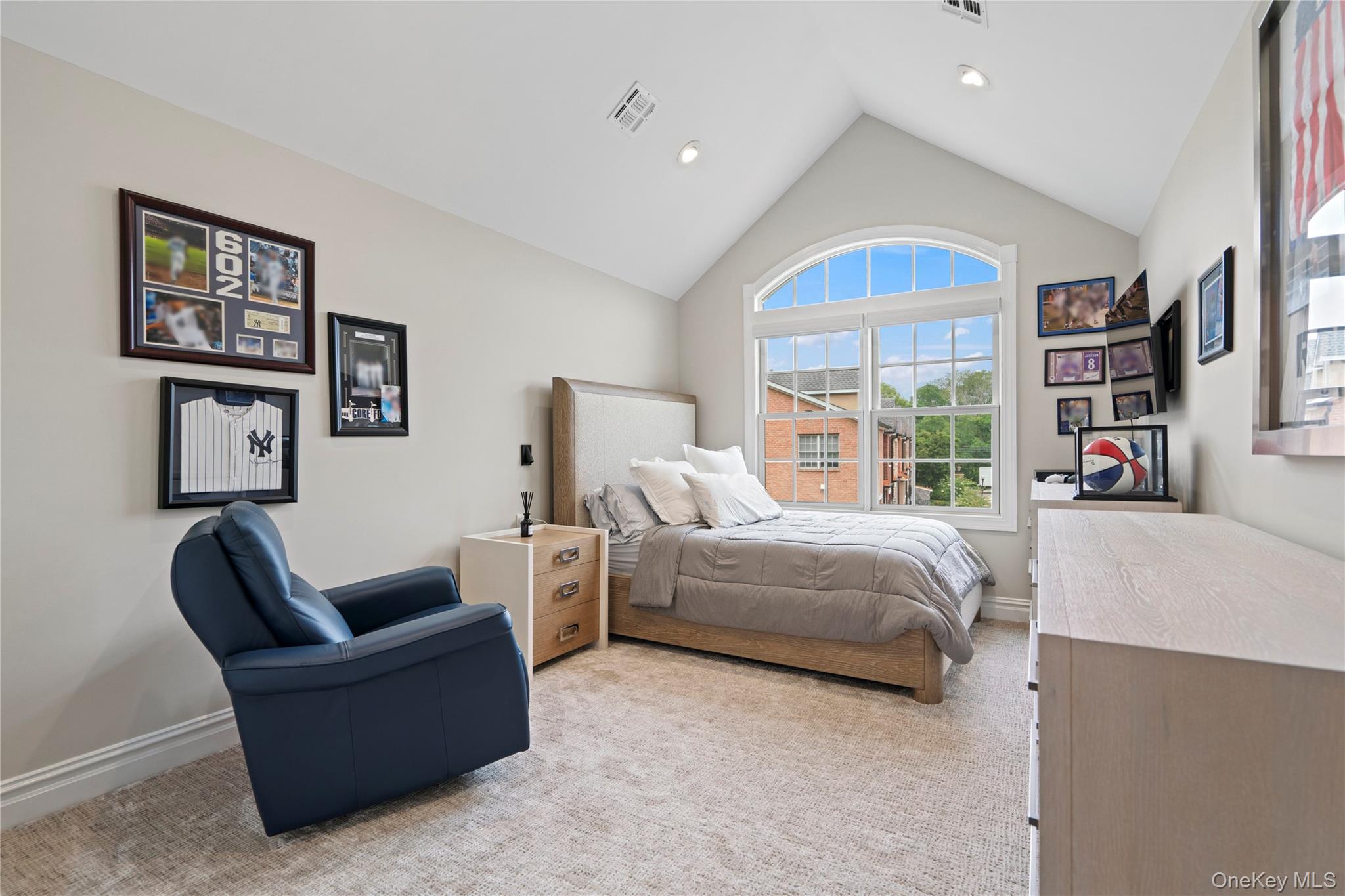 #20 photo, 23 The Preserve, Woodbury , NY 11797