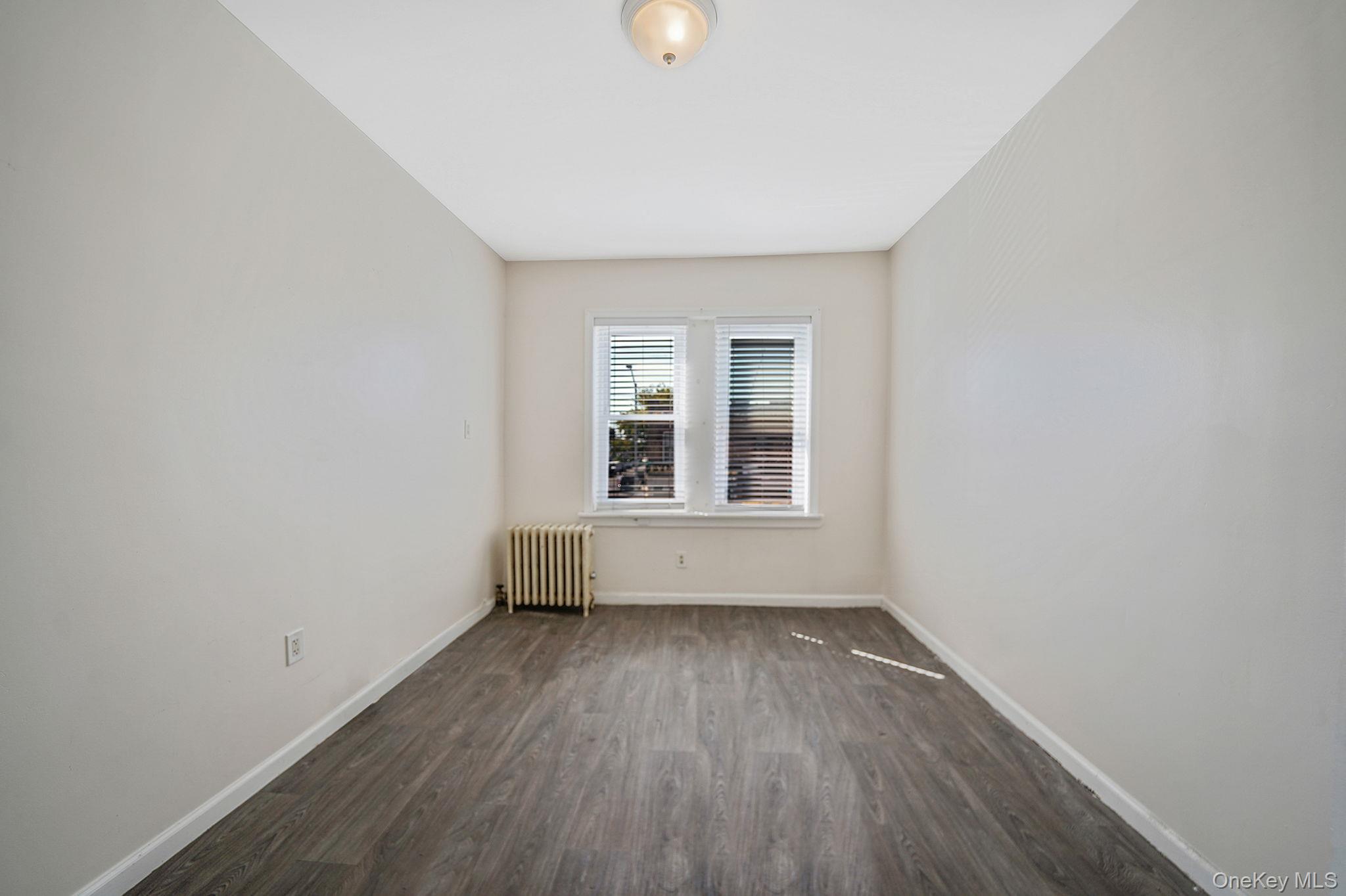 #14 photo, 201-07 Linden Boulevard, クイーンズ区 Saint Albans , NY 11412