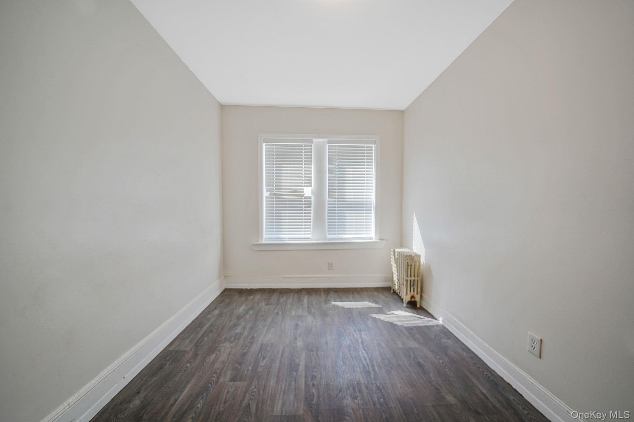 #16 photo, 201-07 Linden Boulevard, クイーンズ区 Saint Albans , NY 11412