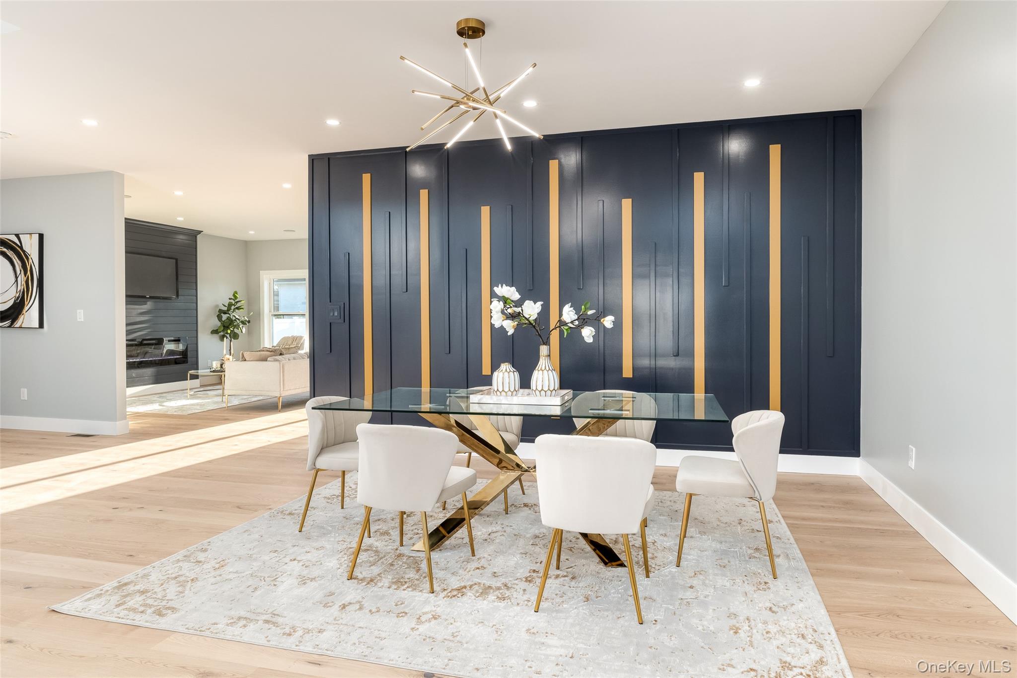 #12 photo, 19 Mead Lane, ナッソー郡 Westbury , NY 11590