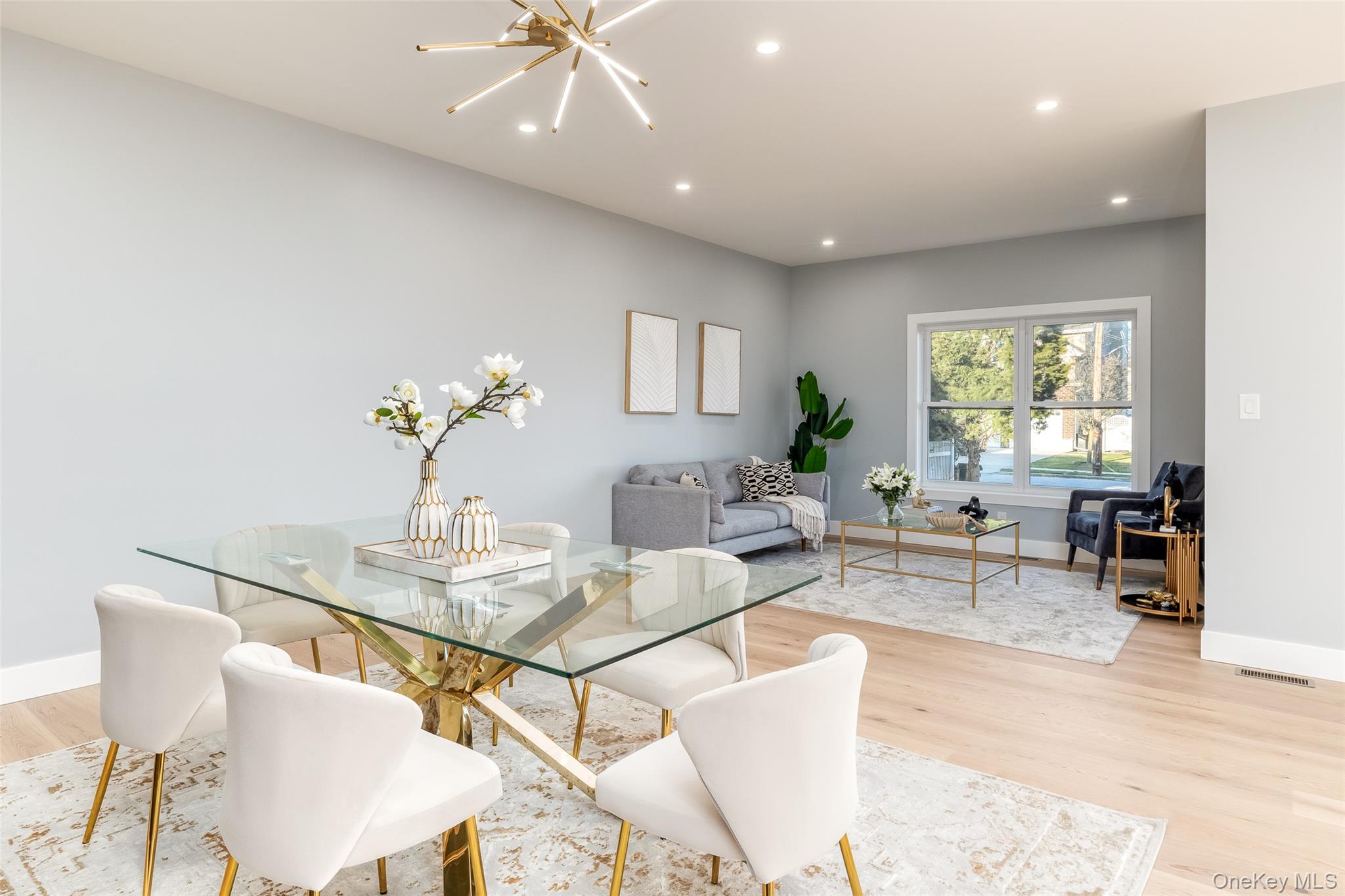 #15 photo, 19 Mead Lane, ナッソー郡 Westbury , NY 11590