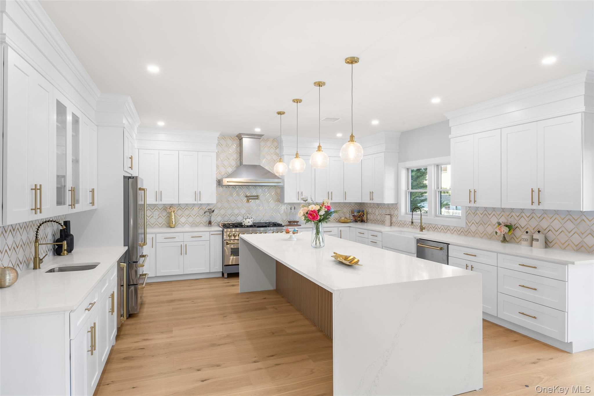 #8 photo, 19 Mead Lane, ナッソー郡 Westbury , NY 11590