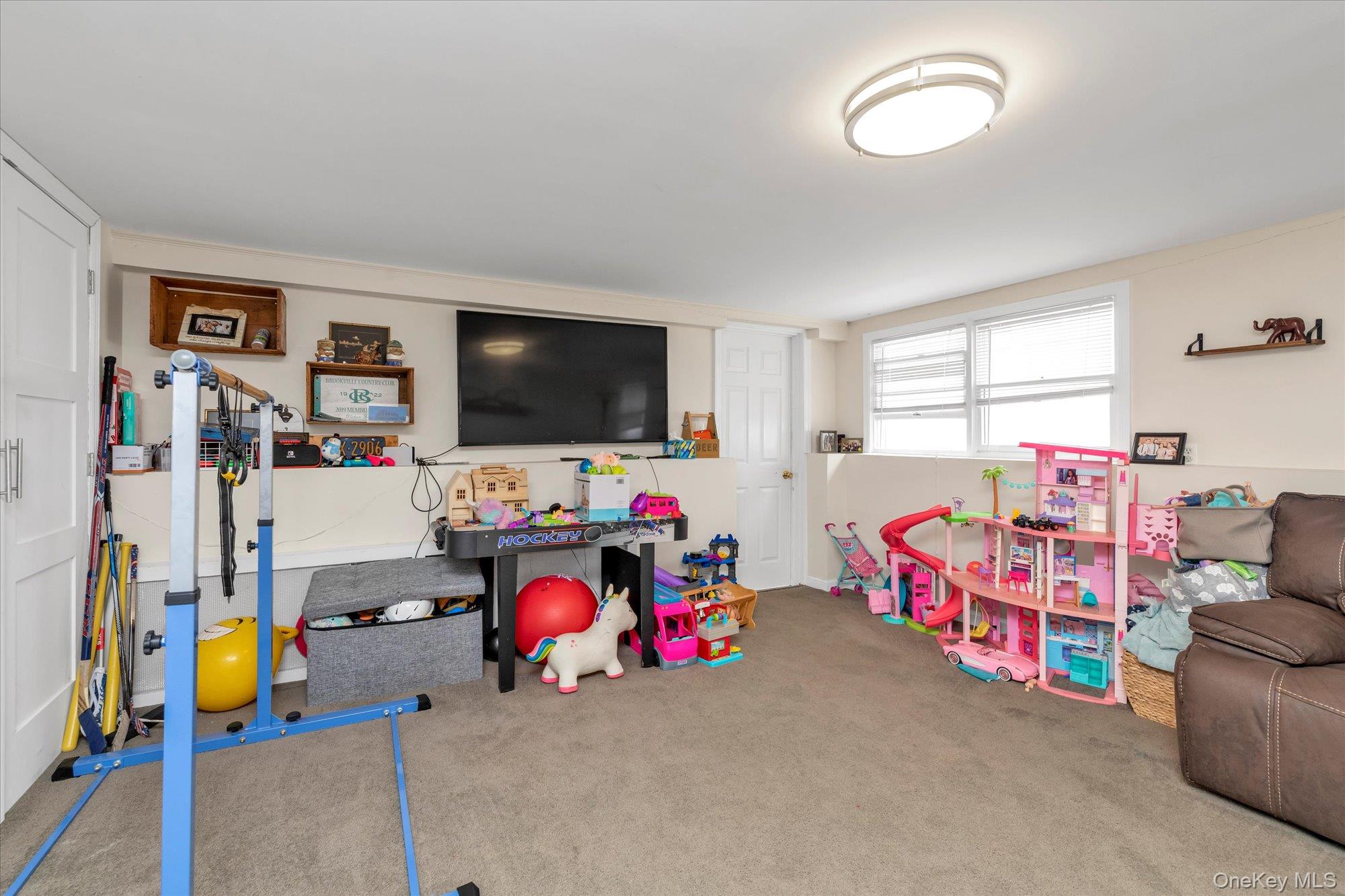 #19 photo, 709 Monroe Boulevard, ナッソー郡 Long Beach , NY 11561