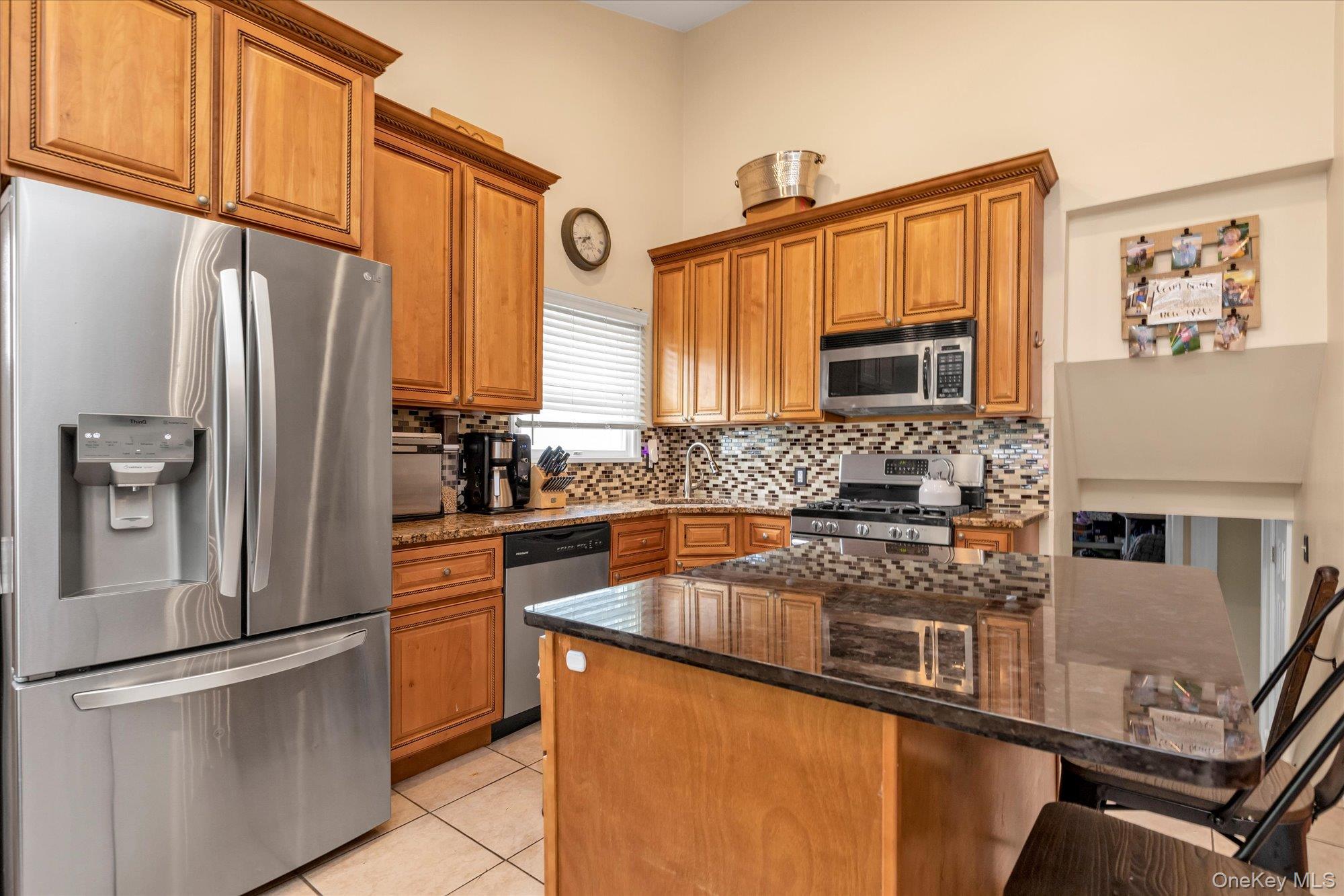 #9 photo, 709 Monroe Boulevard, ナッソー郡 Long Beach , NY 11561