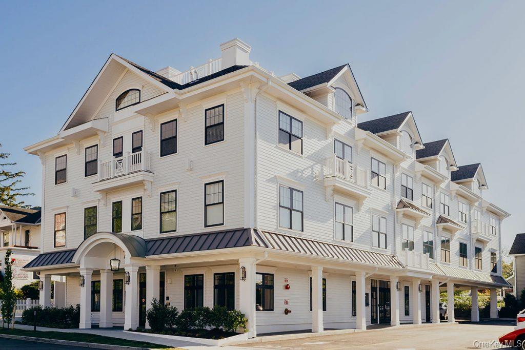 #1 photo, 71 New Street, サフォーク郡 Huntington , NY 11743