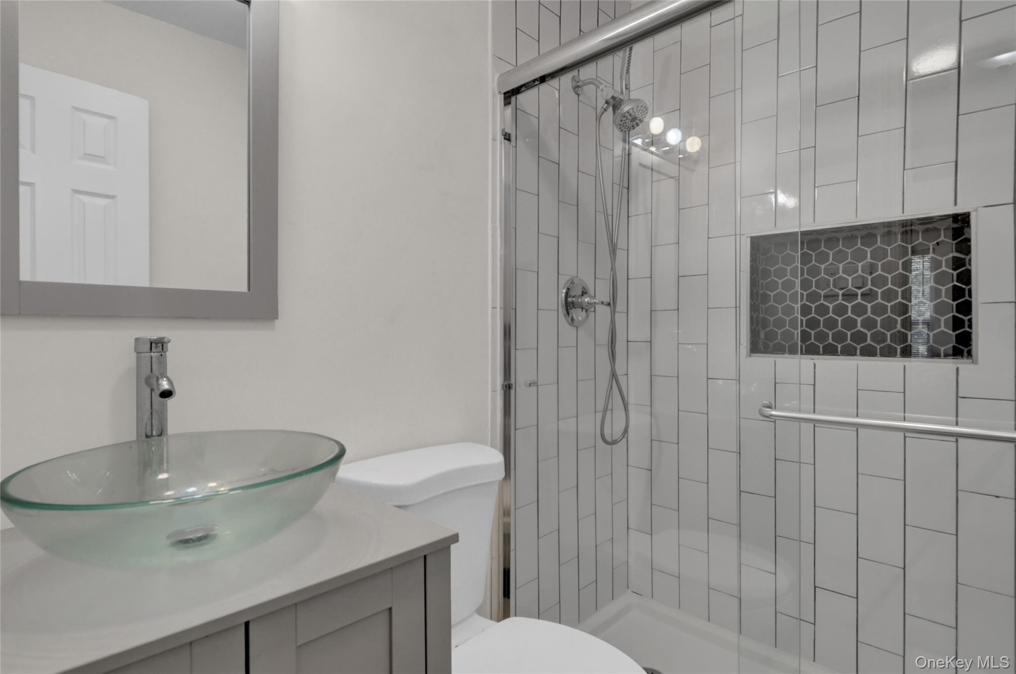 #10 photo, 125 Grand Avenue, サフォーク郡 Shirley , NY 11967