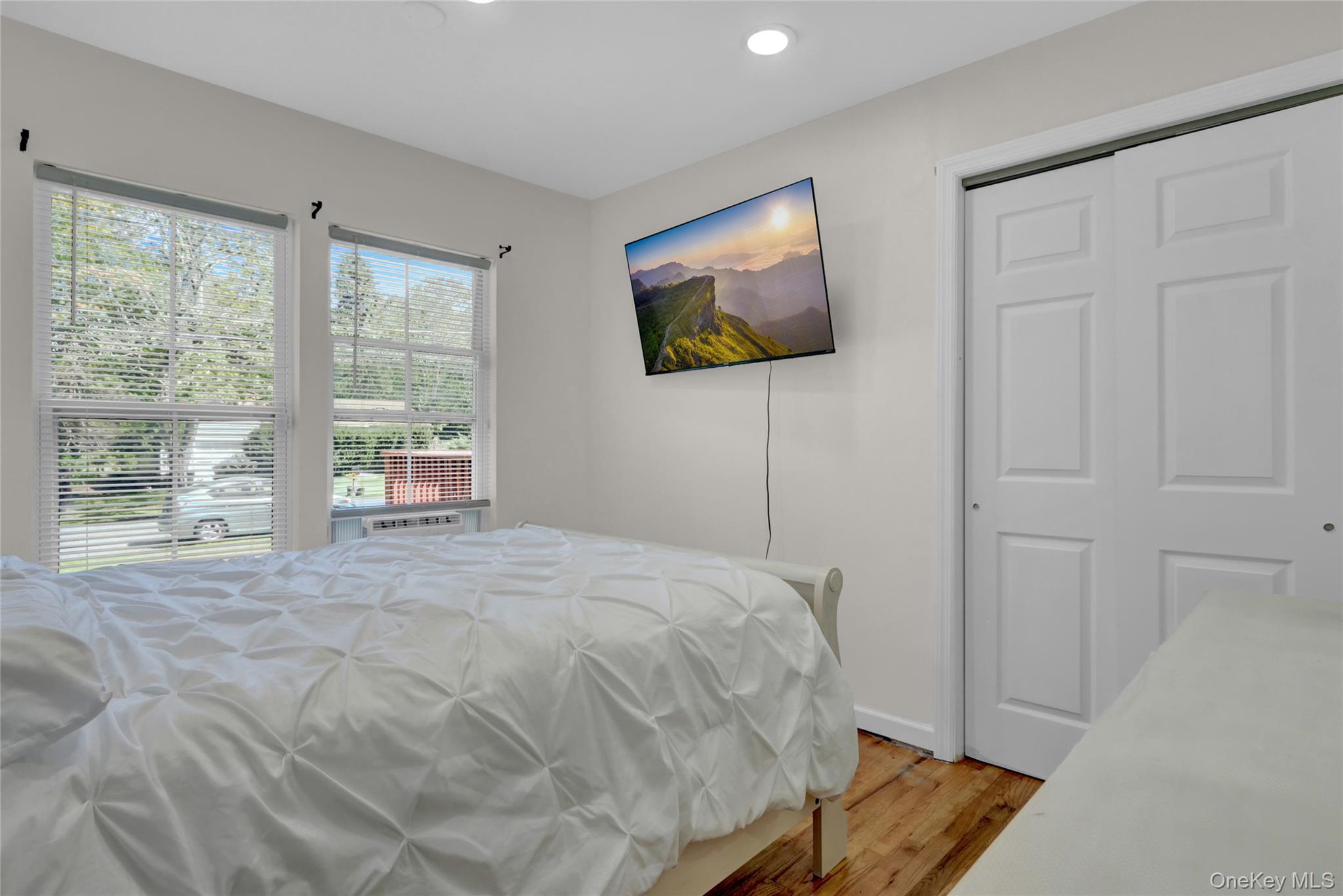 #18 photo, 125 Grand Avenue, サフォーク郡 Shirley , NY 11967