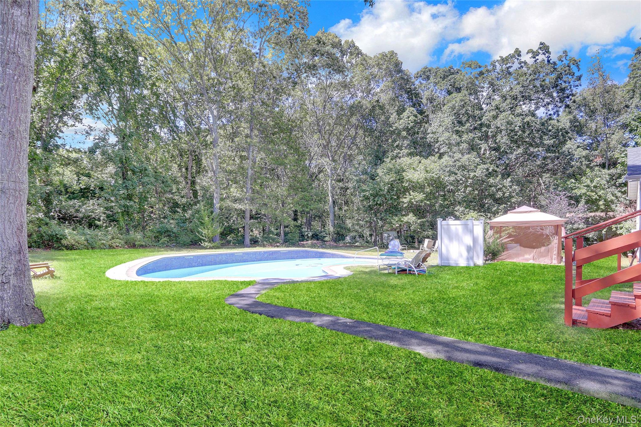 #19 photo, 125 Grand Avenue, サフォーク郡 Shirley , NY 11967