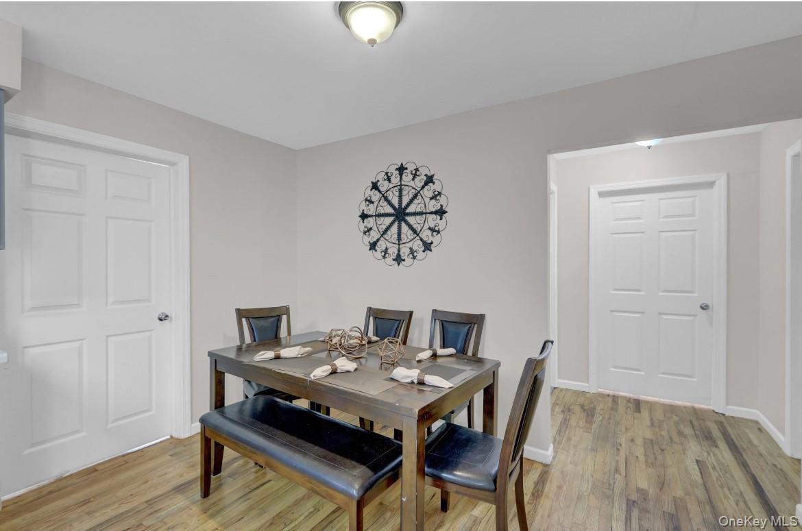 #8 photo, 125 Grand Avenue, サフォーク郡 Shirley , NY 11967