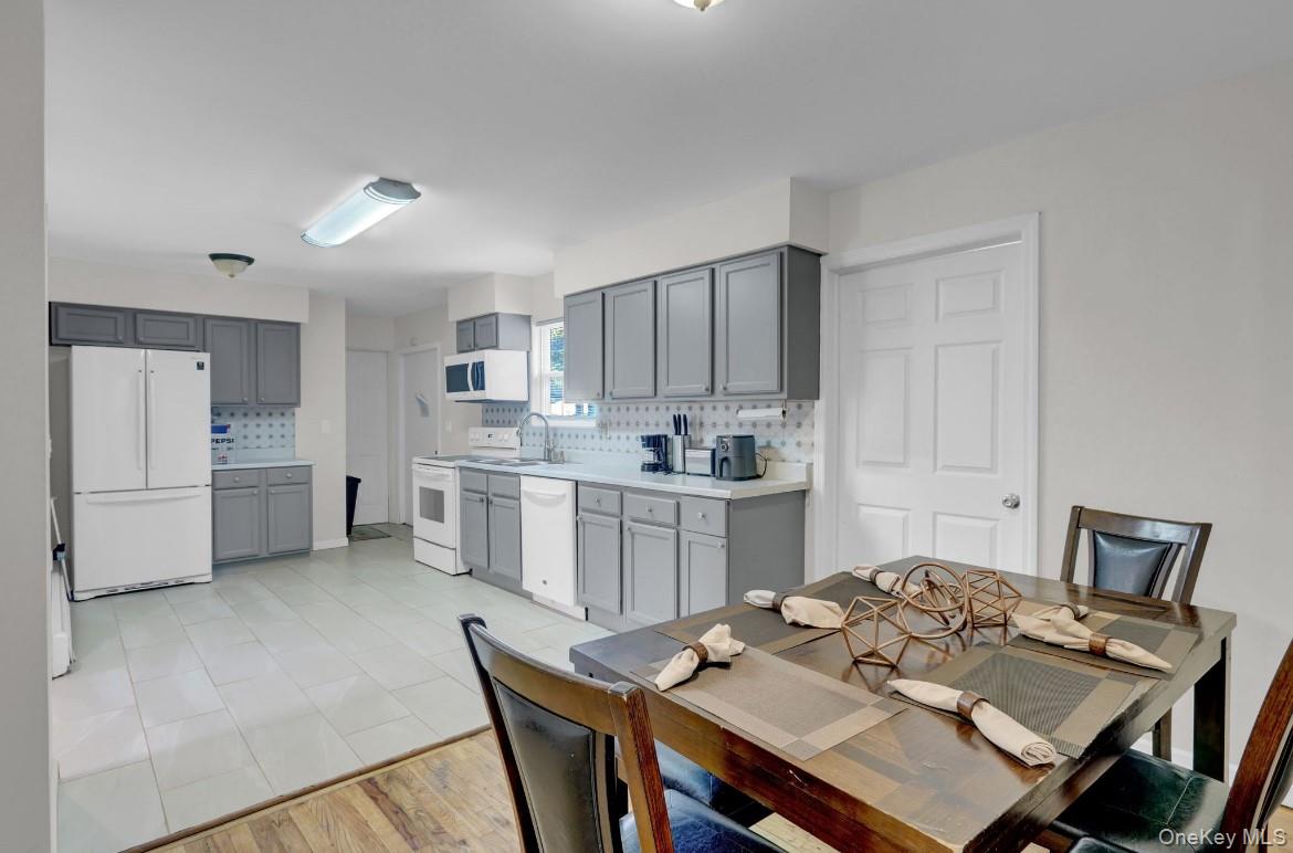 #9 photo, 125 Grand Avenue, サフォーク郡 Shirley , NY 11967