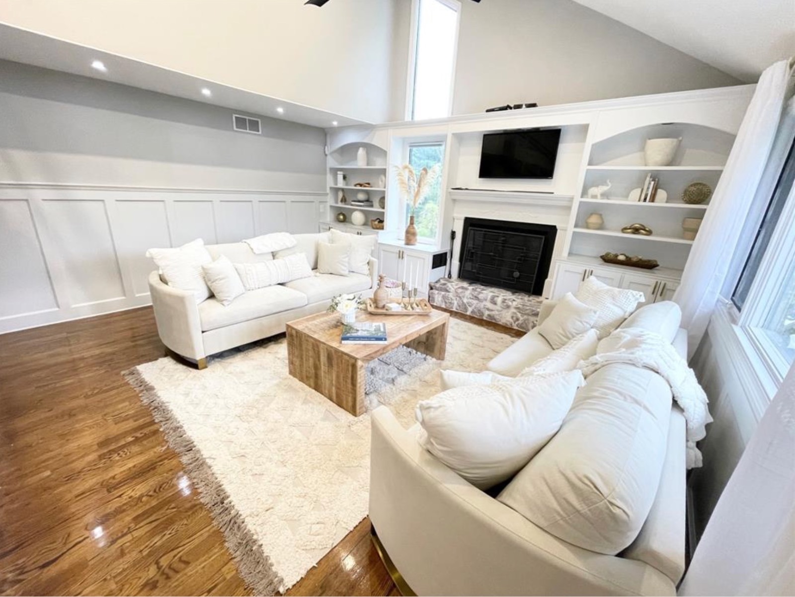 #4 photo, 51  Cheviot rd, Long Island City , NY 11968