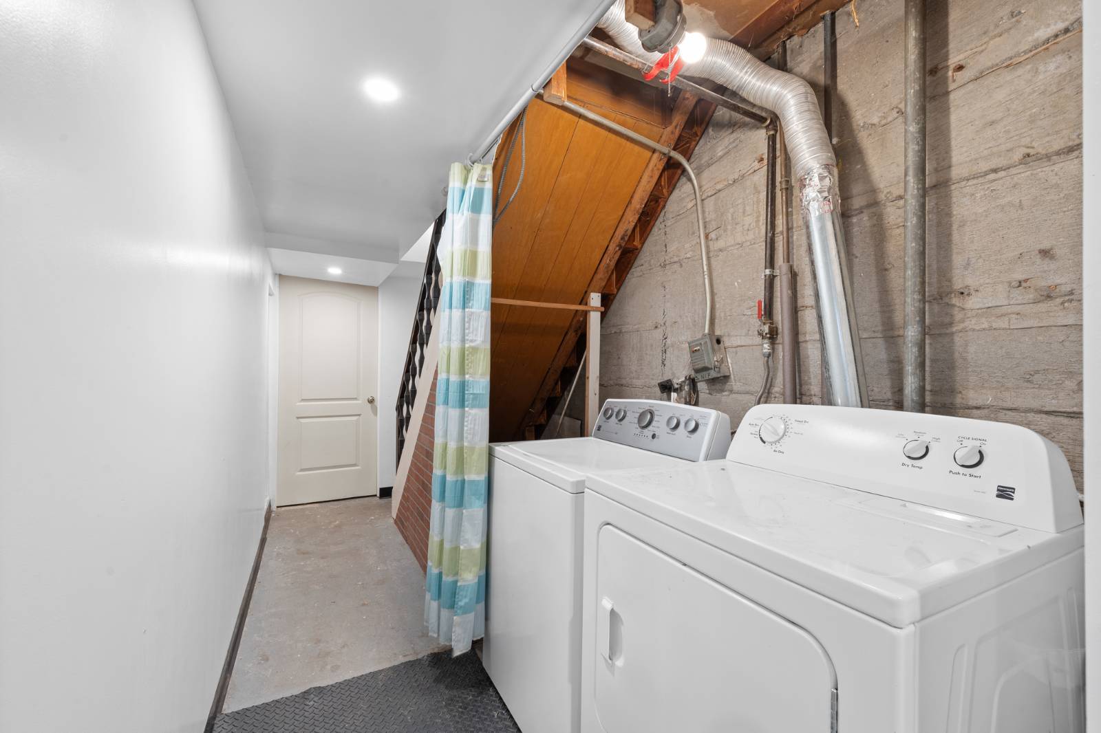 #22 photo, 160 Stephens Ave, ブロンクス区 Clason Point , NY 10473