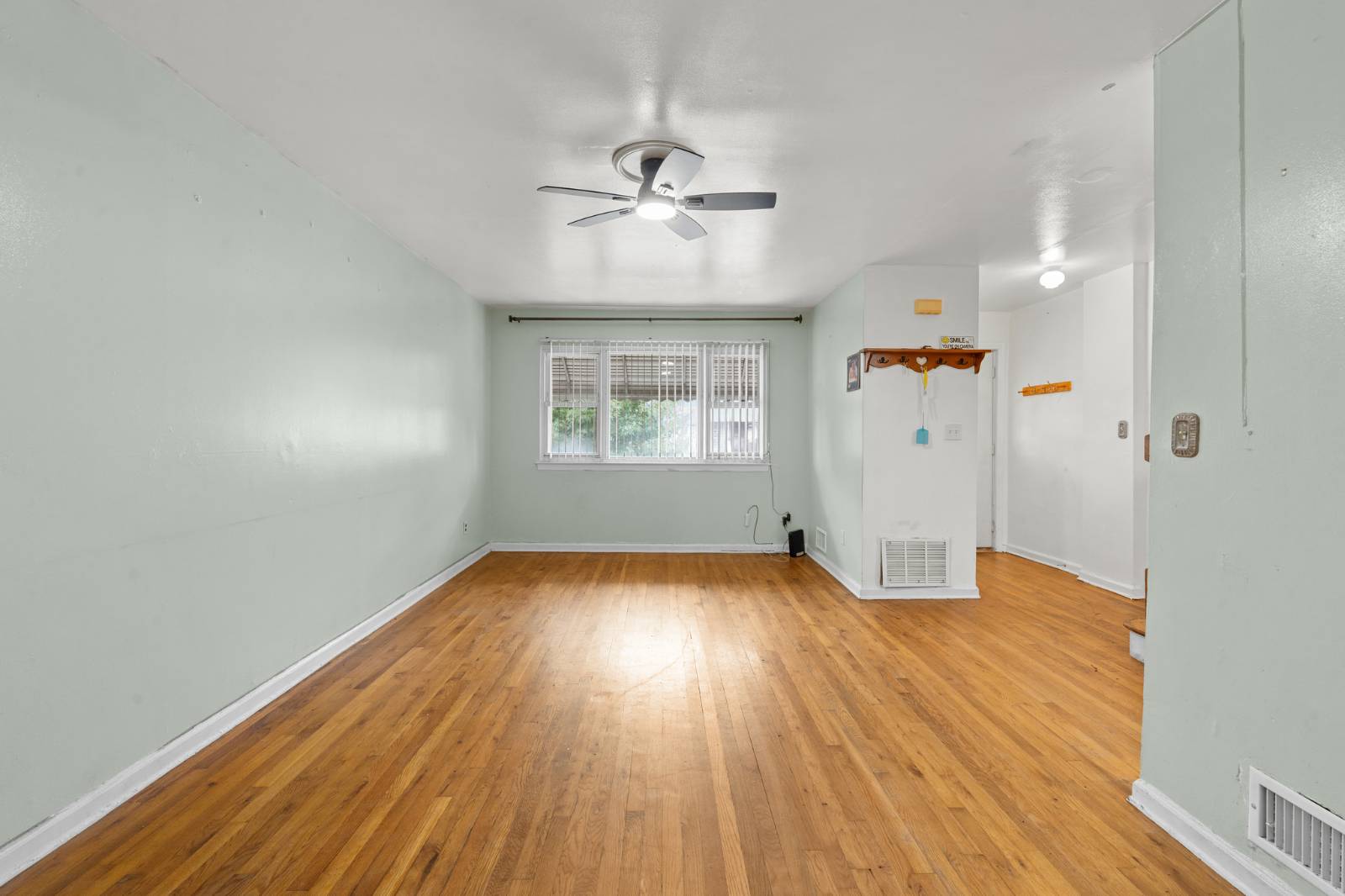 #5 photo, 160 Stephens Ave, ブロンクス区 Clason Point , NY 10473