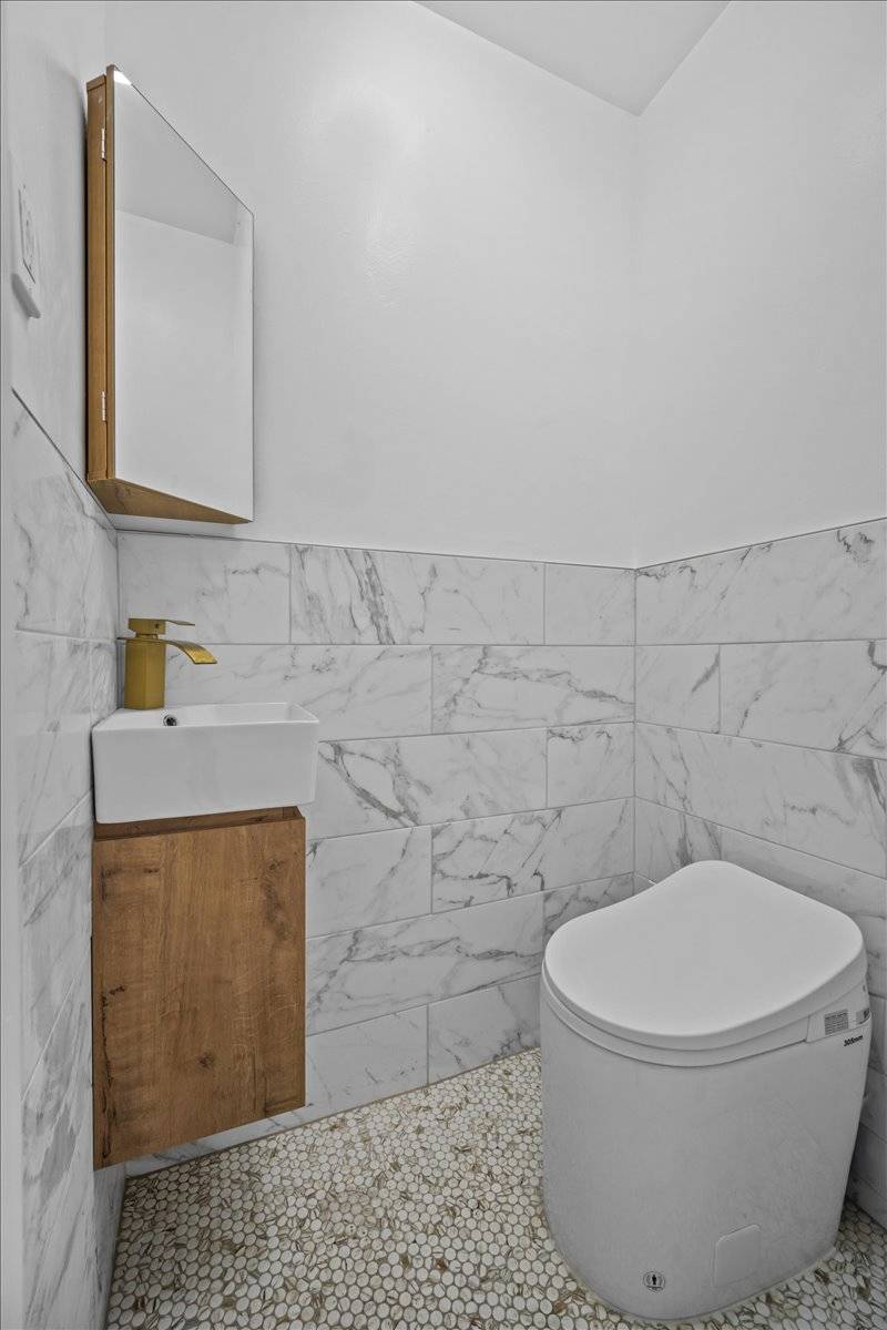 #10 photo, 632 belmont ave, ブルックリン区 East New York , NY 11207