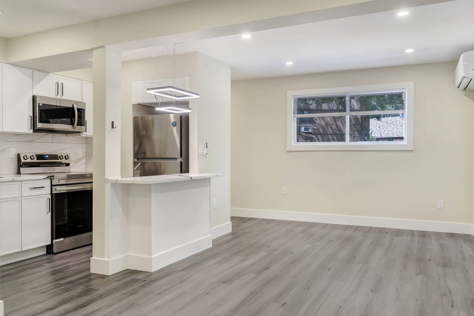 #11 photo, 19-49  80th Street, クイーンズ区 Astoria , NY 11370