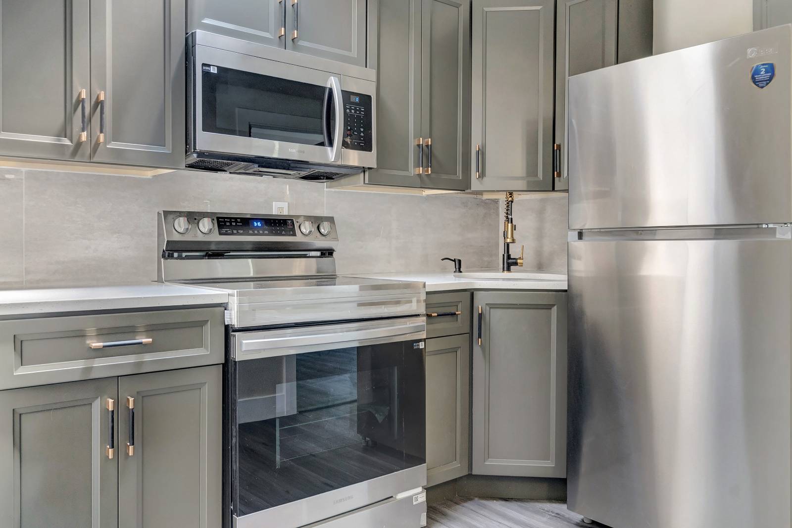 #21 photo, 19-49  80th Street, クイーンズ区 Astoria , NY 11370