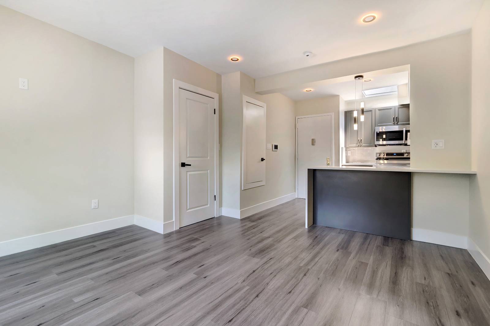 #24 photo, 19-49  80th Street, クイーンズ区 Astoria , NY 11370