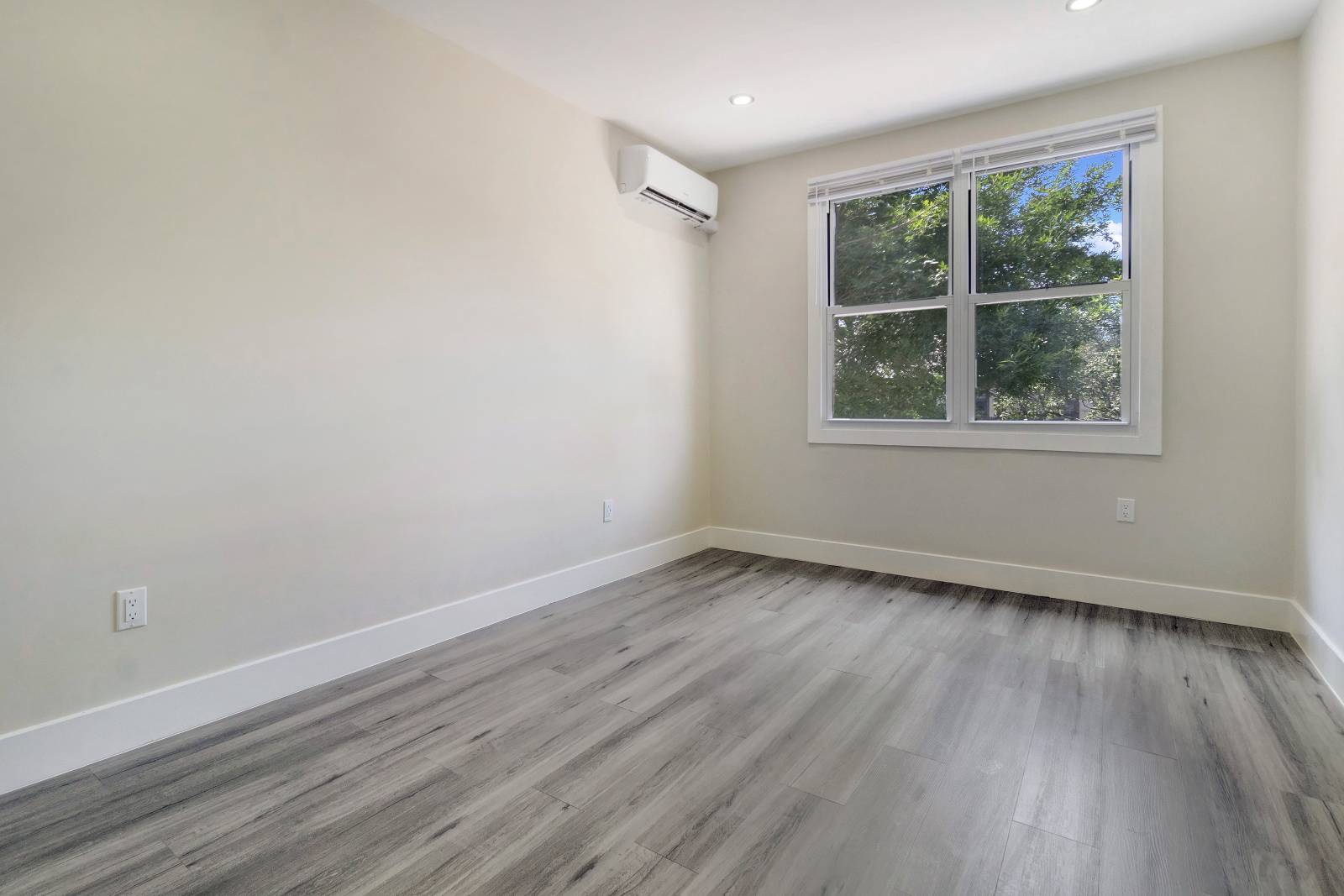 #26 photo, 19-49  80th Street, クイーンズ区 Astoria , NY 11370