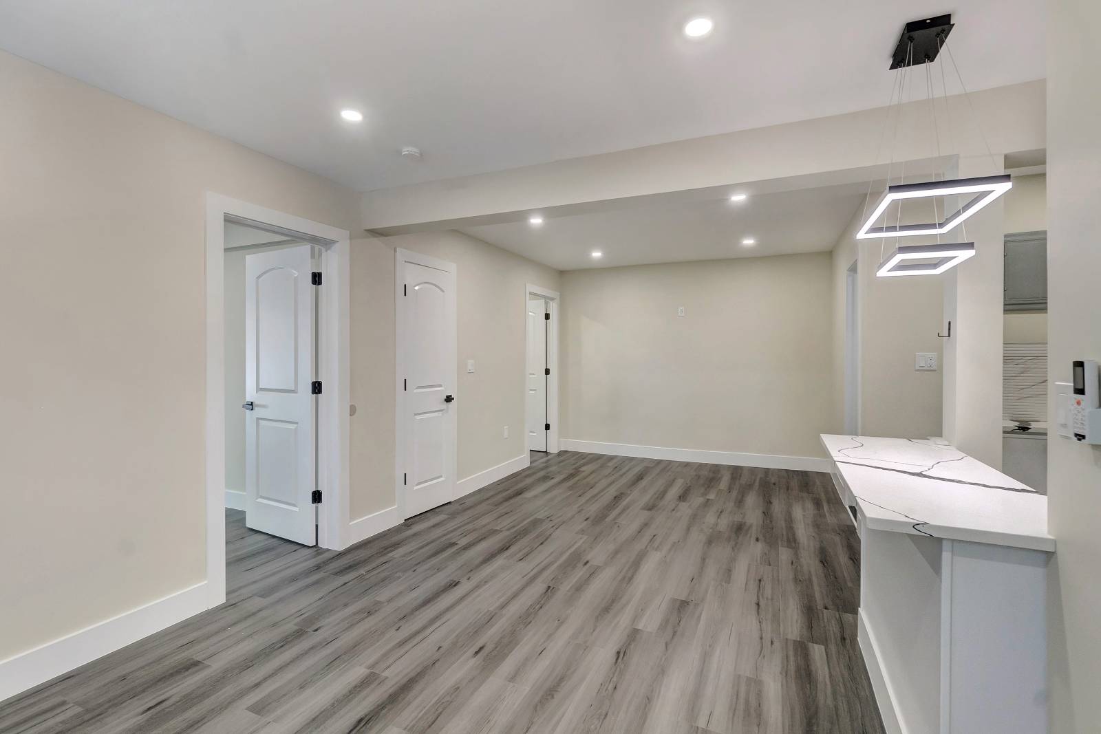 #6 photo, 19-49  80th Street, クイーンズ区 Astoria , NY 11370