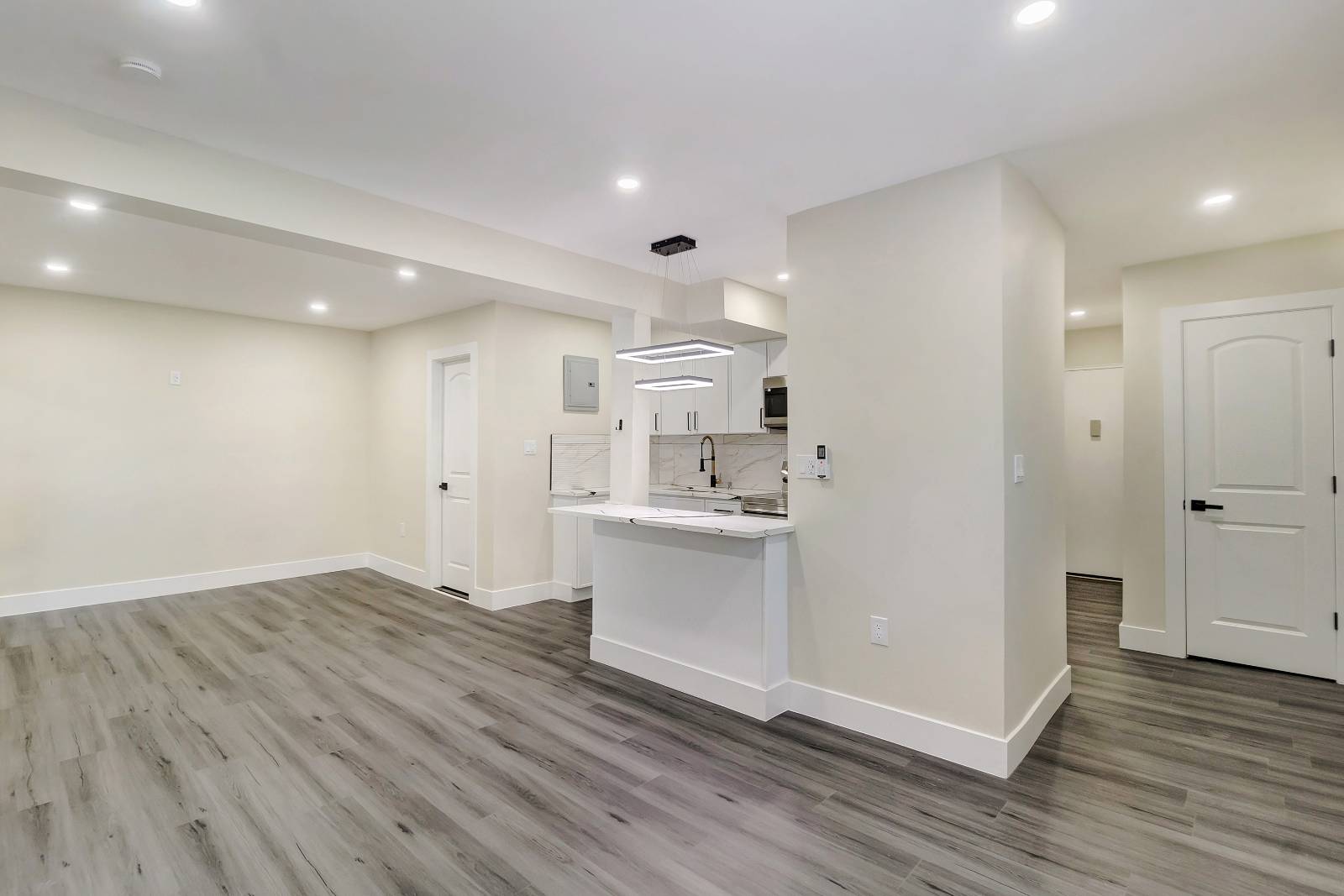 #7 photo, 19-49  80th Street, クイーンズ区 Astoria , NY 11370