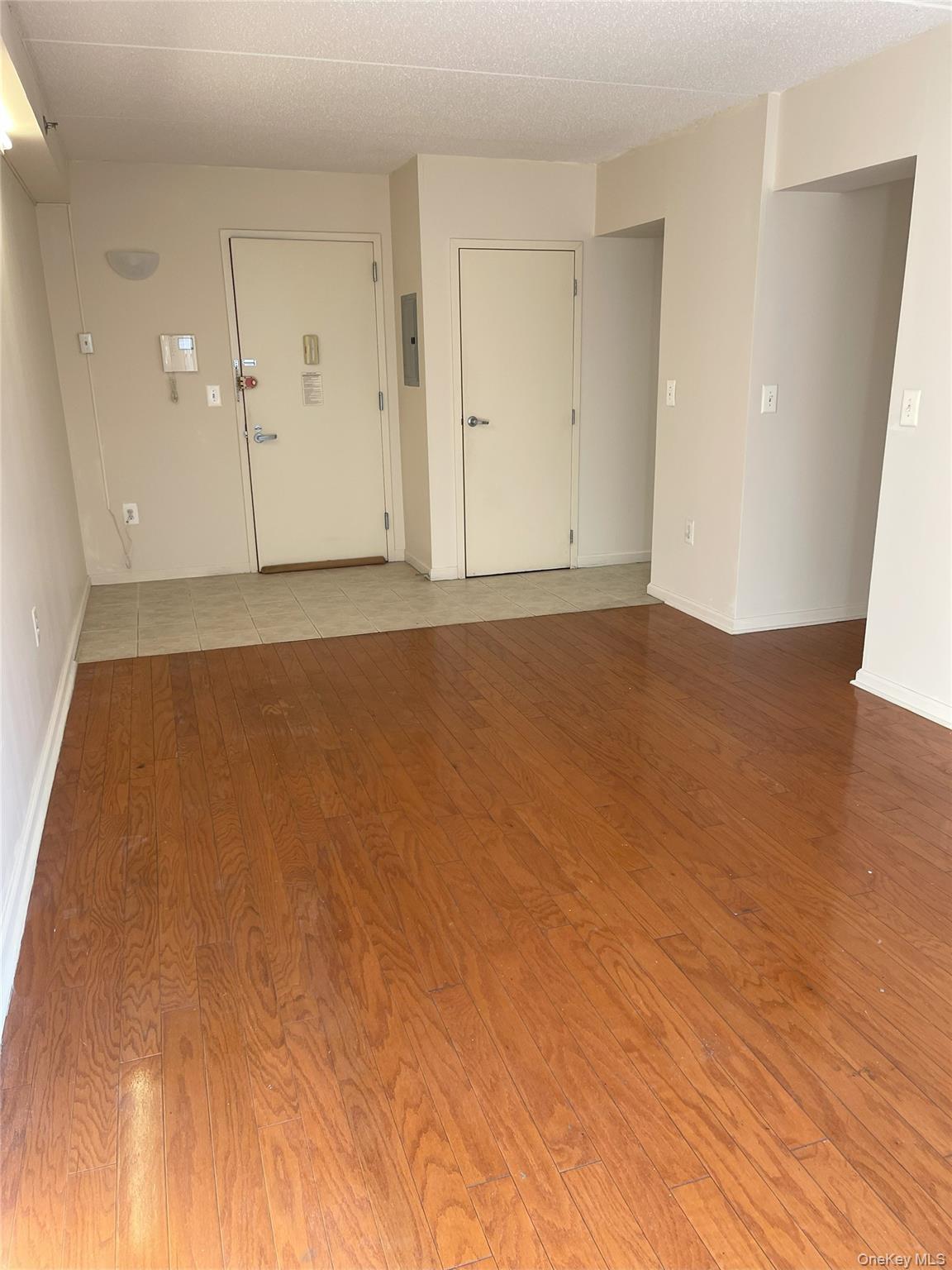 #7 photo, 1259 Grant Avenue, ブロンクス区 Bronx , NY 10456