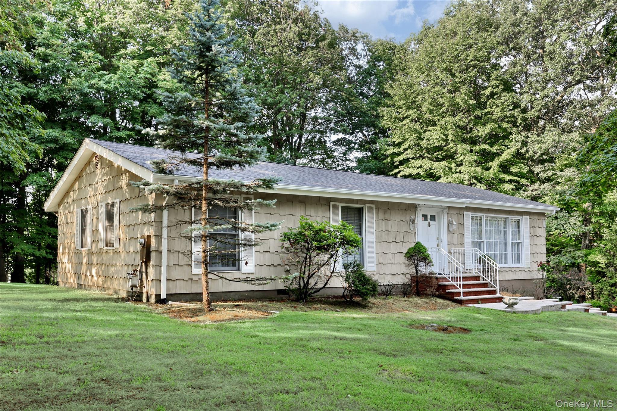 #1 photo, 9 Lancaster Lane, Chestnut Ridge , NY 10952