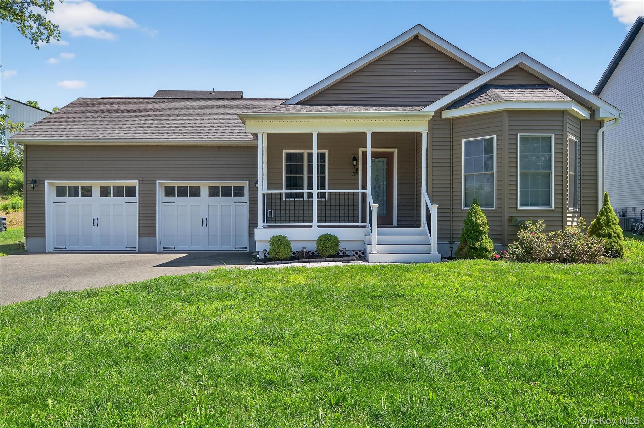 #1 photo, 5 WILDWOOD Drive, Rock Tavern , NY 12575