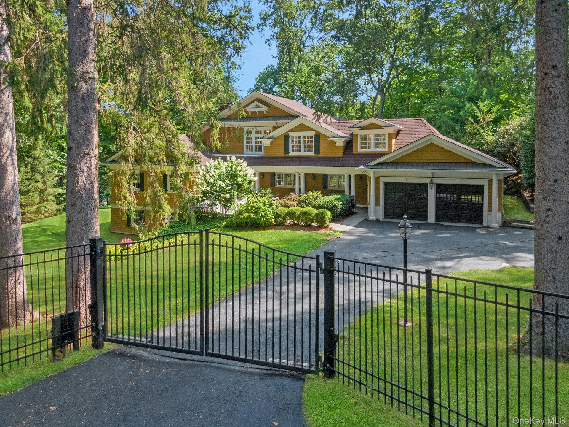 #1 photo, 8 North Lake Road, Armonk , NY 10504