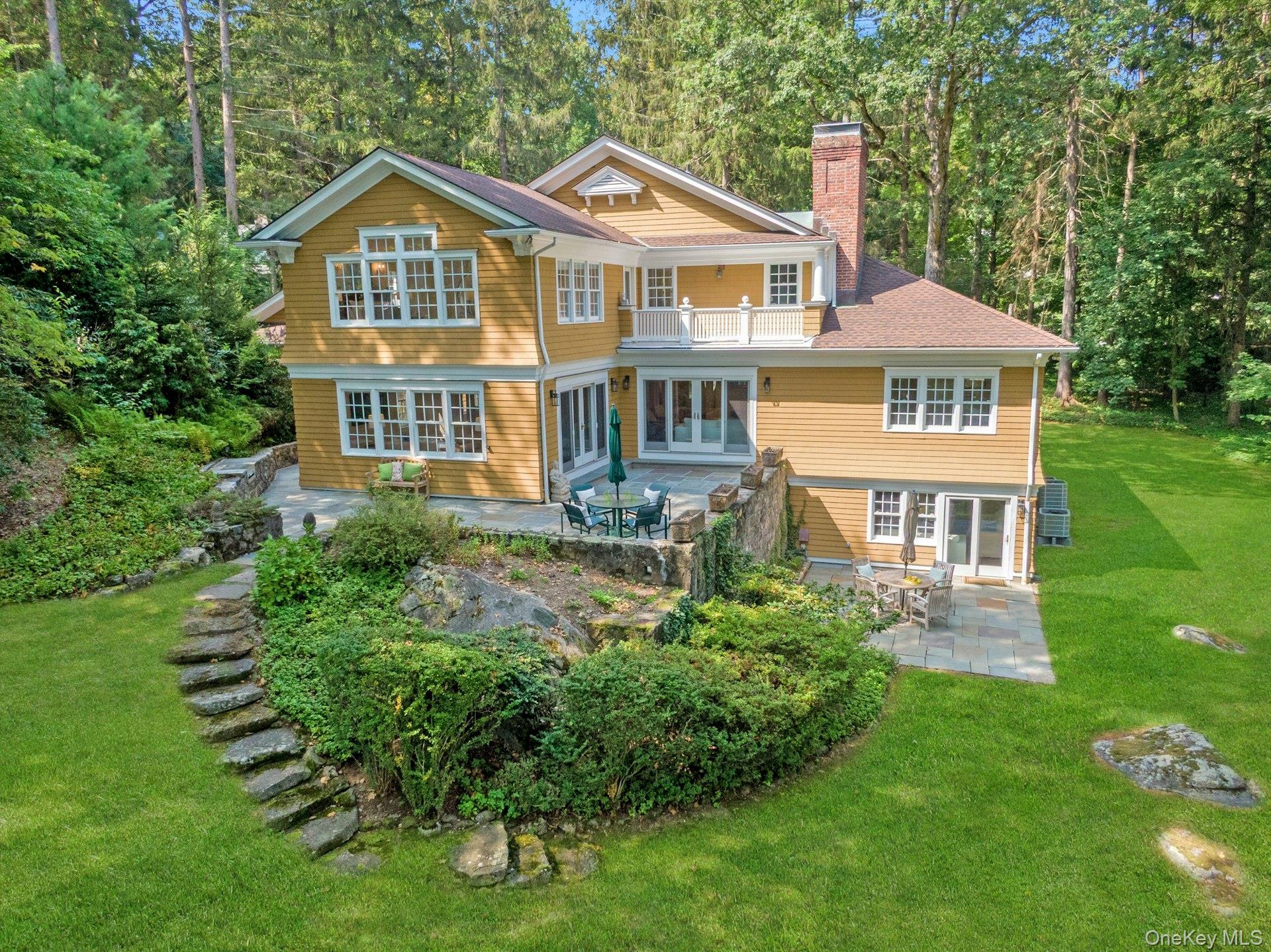 #7 photo, 8 North Lake Road, Armonk , NY 10504