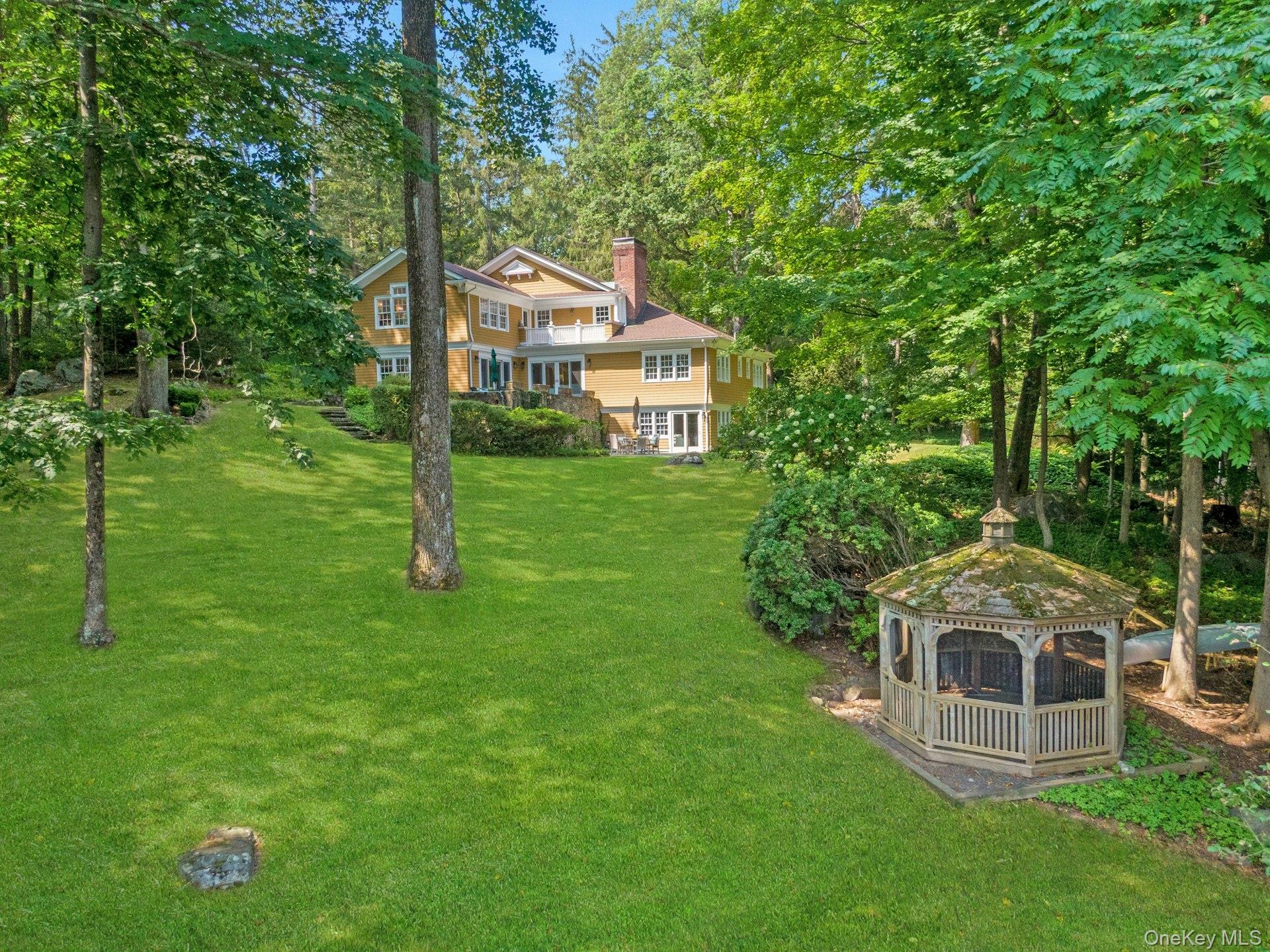 #8 photo, 8 North Lake Road, Armonk , NY 10504