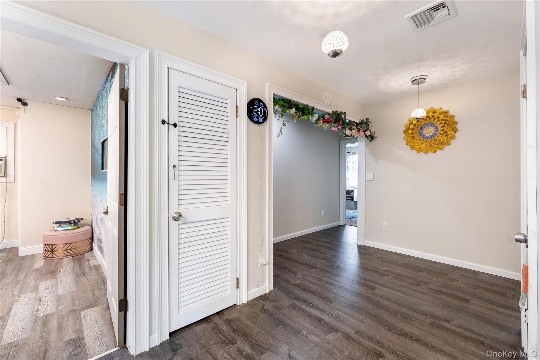 #19 photo, 10 Sunnyside Drive, サフォーク郡 Sound Beach , NY 11789