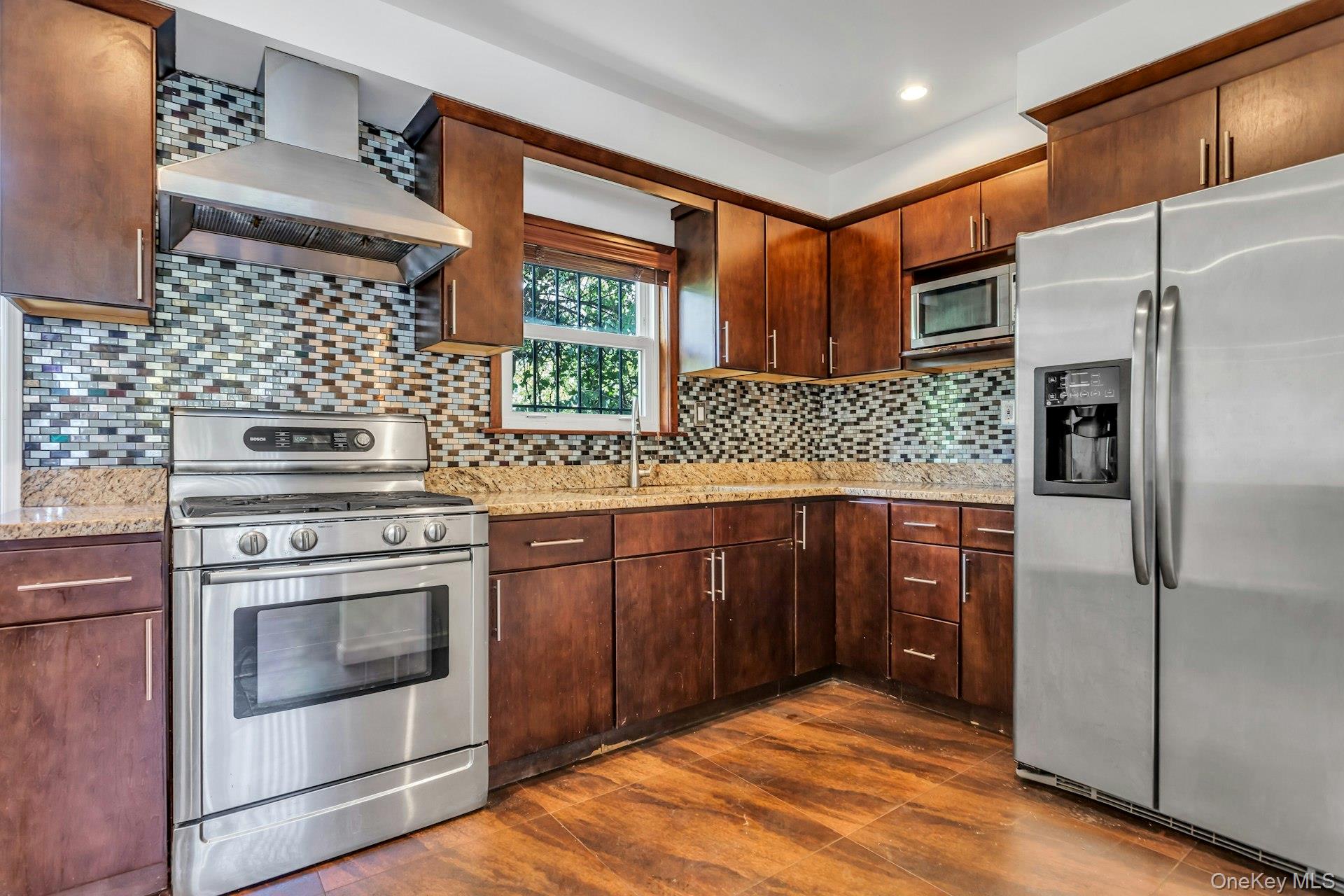 #10 photo, 64-04 Utopia Parkway, クイーンズ区 Fresh Meadows , NY 11365