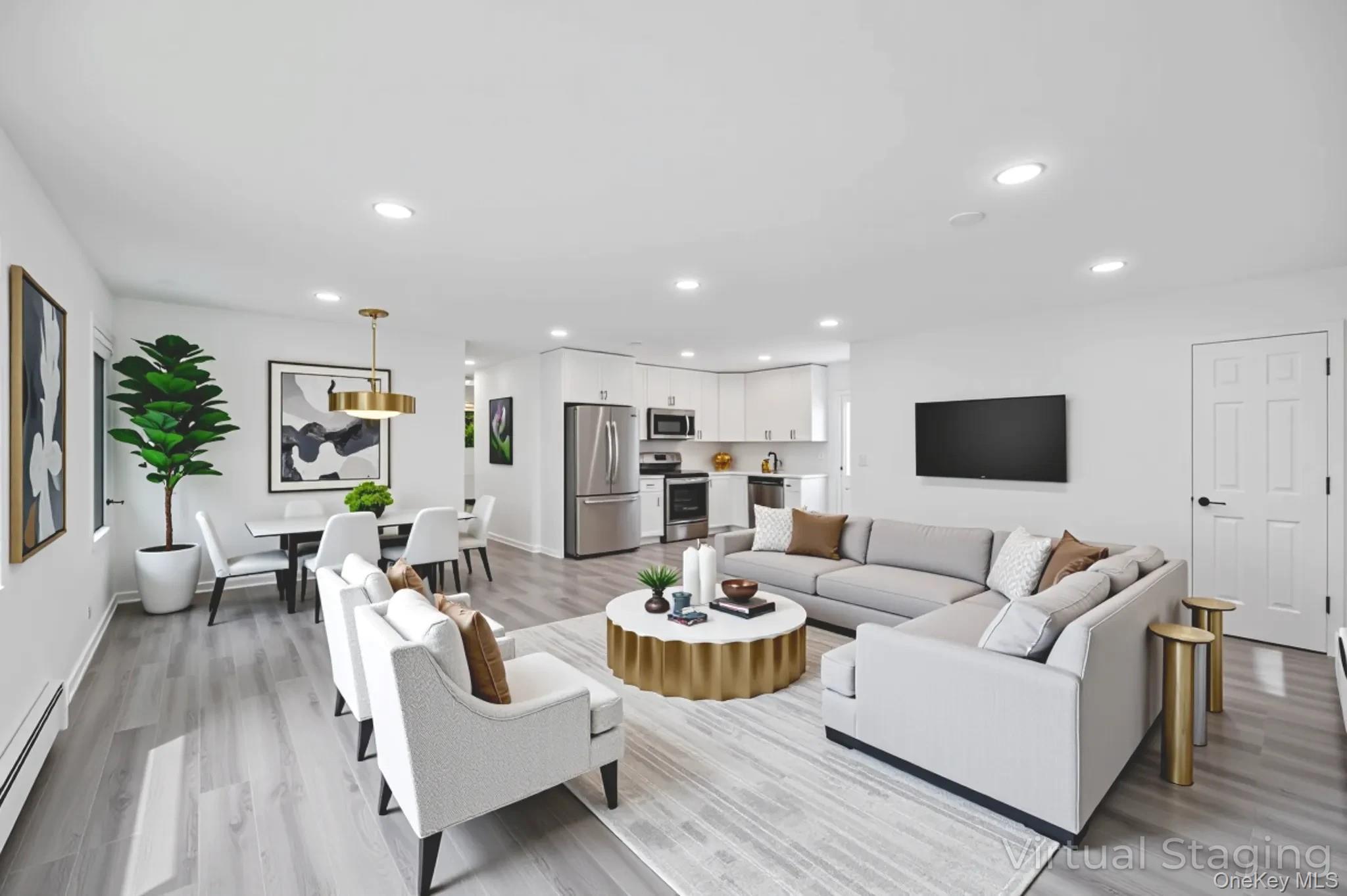 #1 photo, 79 S 28th Street, 東長島 Wyandanch , NY 11798