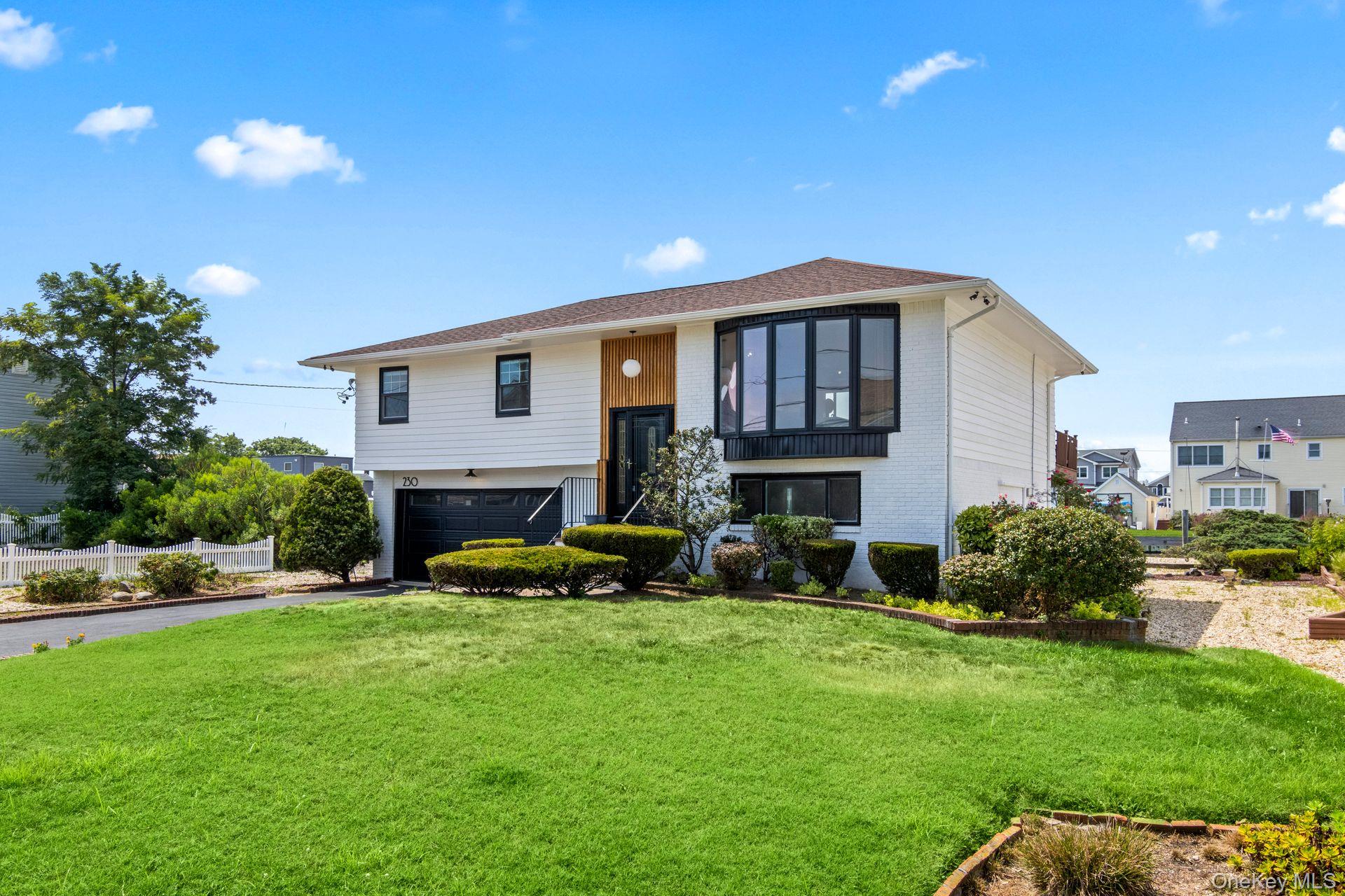 #15 photo, 230 Sequams Lane Center, West Islip , NY 11795