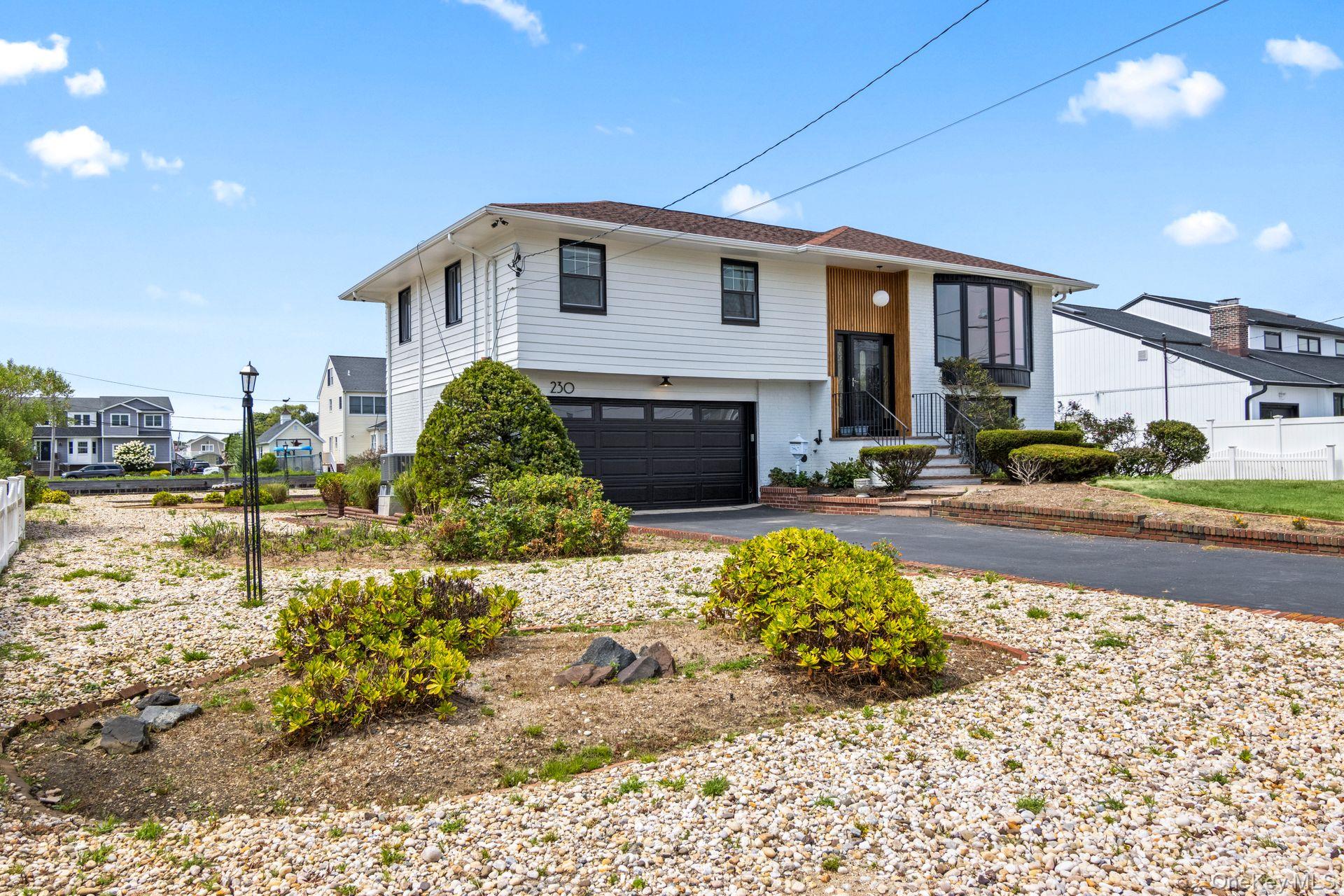 #16 photo, 230 Sequams Lane Center, West Islip , NY 11795