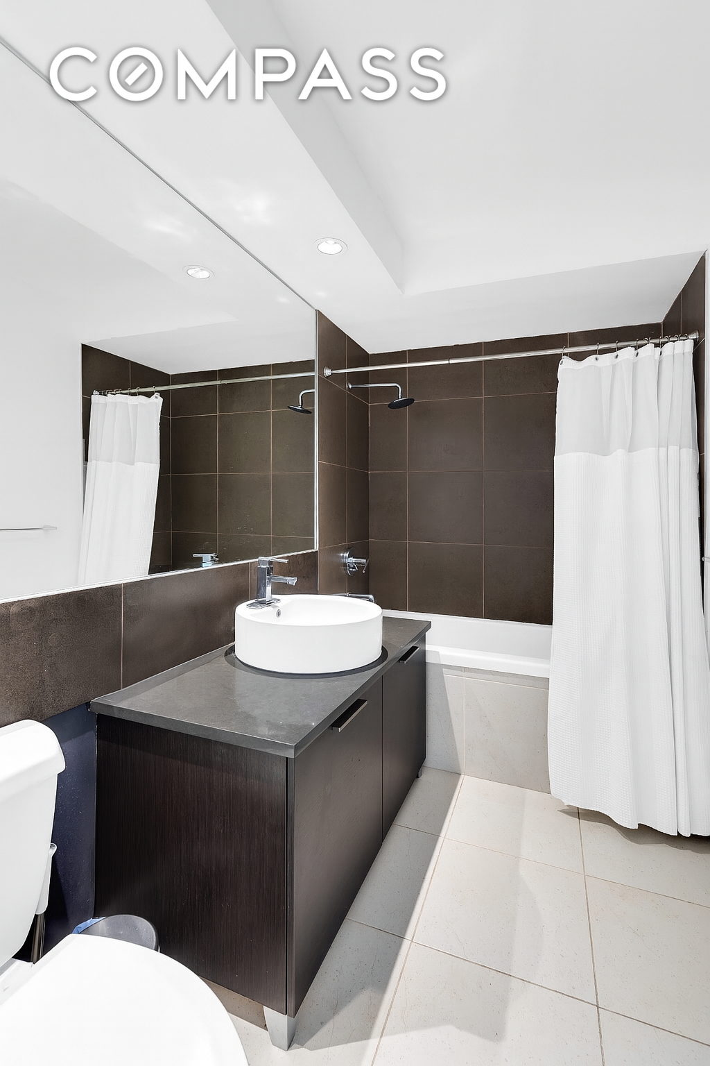 #8 photo, 27 Quincy Street, ブルックリン区 Clinton Hill , NY 11238