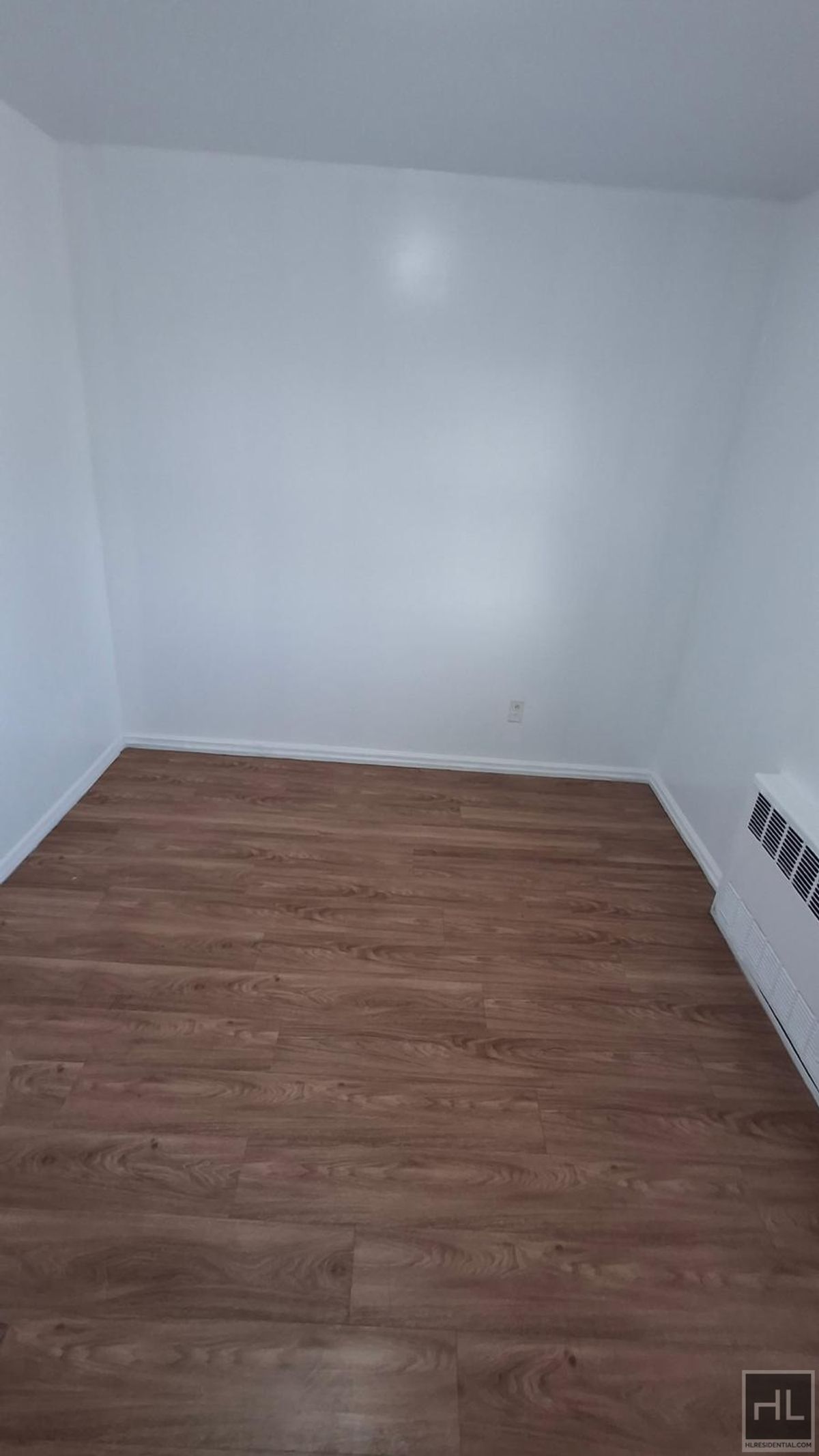 #7 photo, 5122 Ave S, ブルックリン区 Flatlands , NY 11234