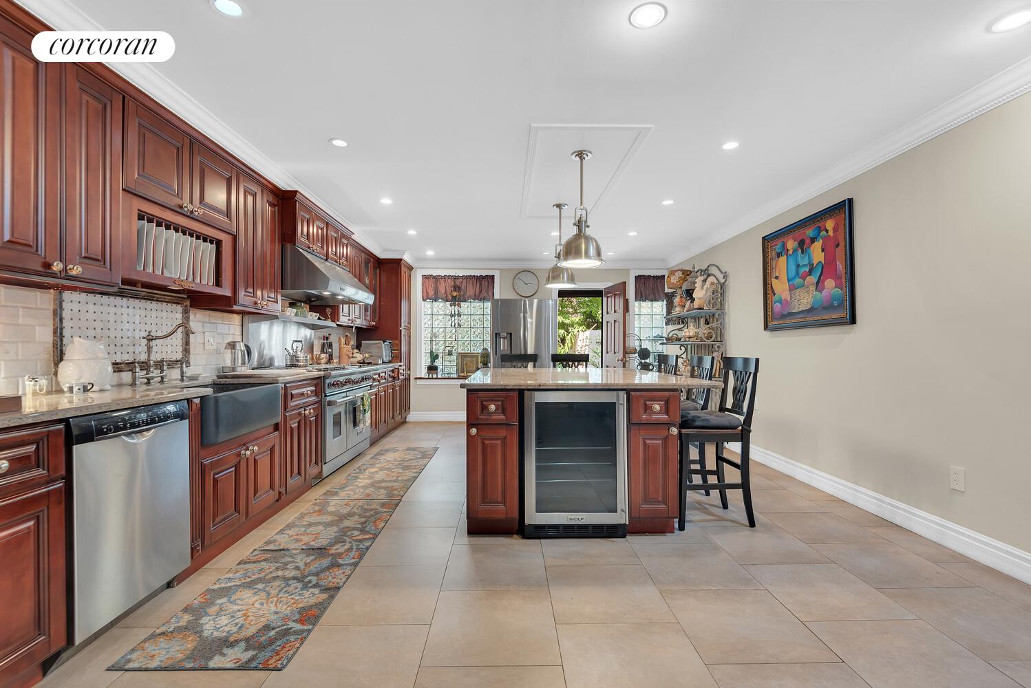 #6 photo, 247 W 136TH Street, マンハッタン Central Harlem , NY 10030