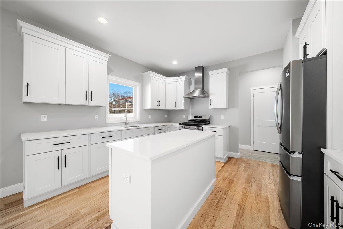 #10 photo, 2 Fourth Avenue, サフォーク郡 Centereach , NY 11720