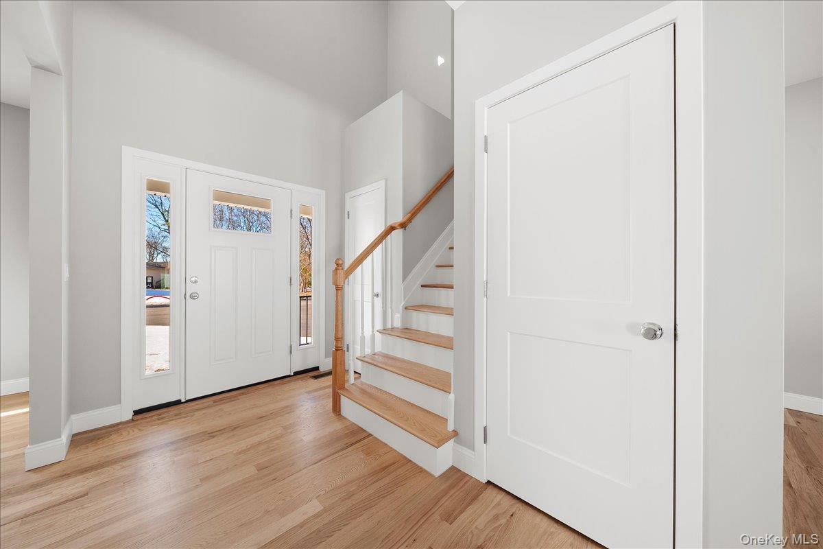 #18 photo, 2 Fourth Avenue, サフォーク郡 Centereach , NY 11720