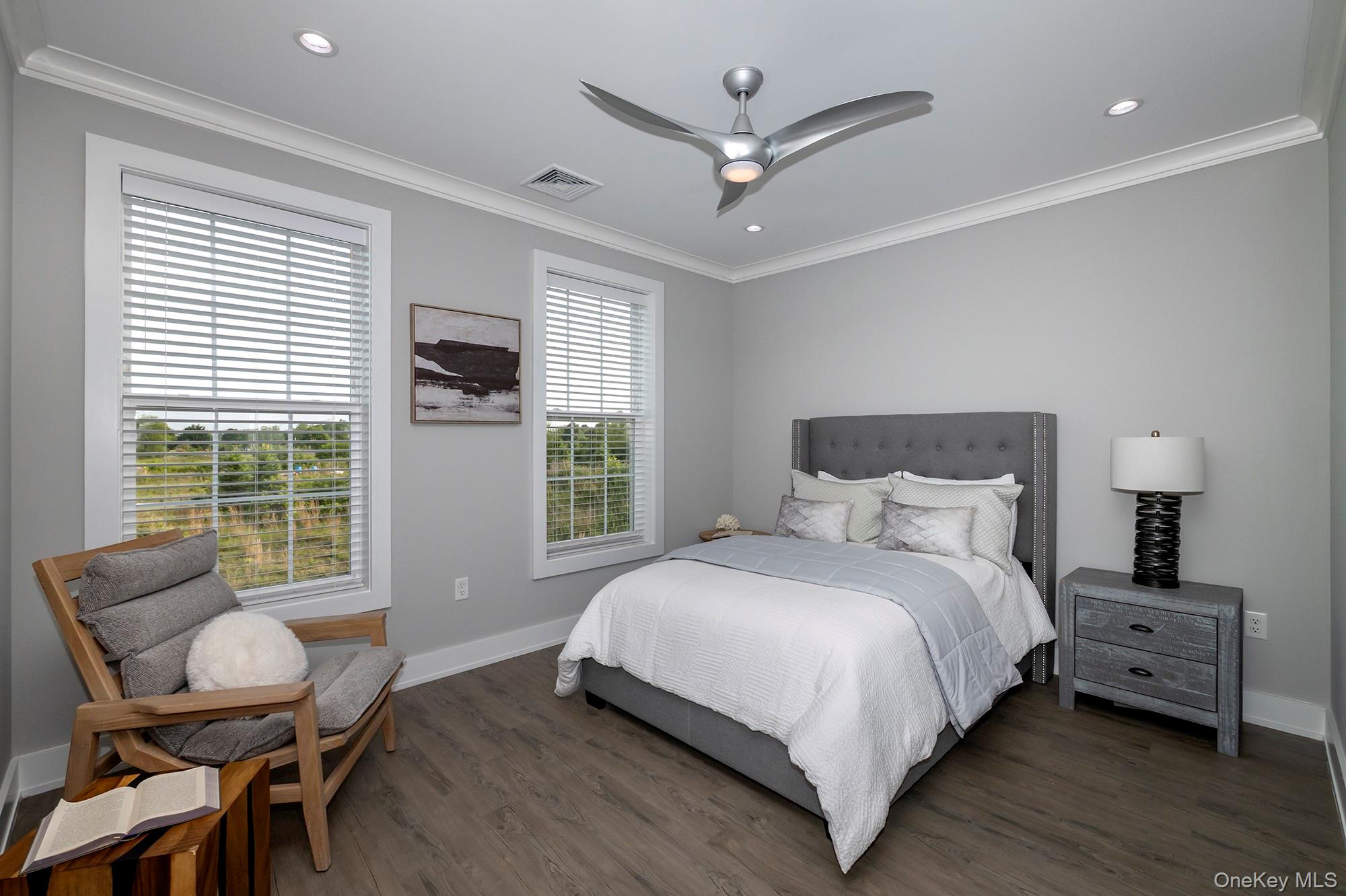 #11 photo, 75 Circle Drive, サフォーク郡 Central Islip , NY 11722