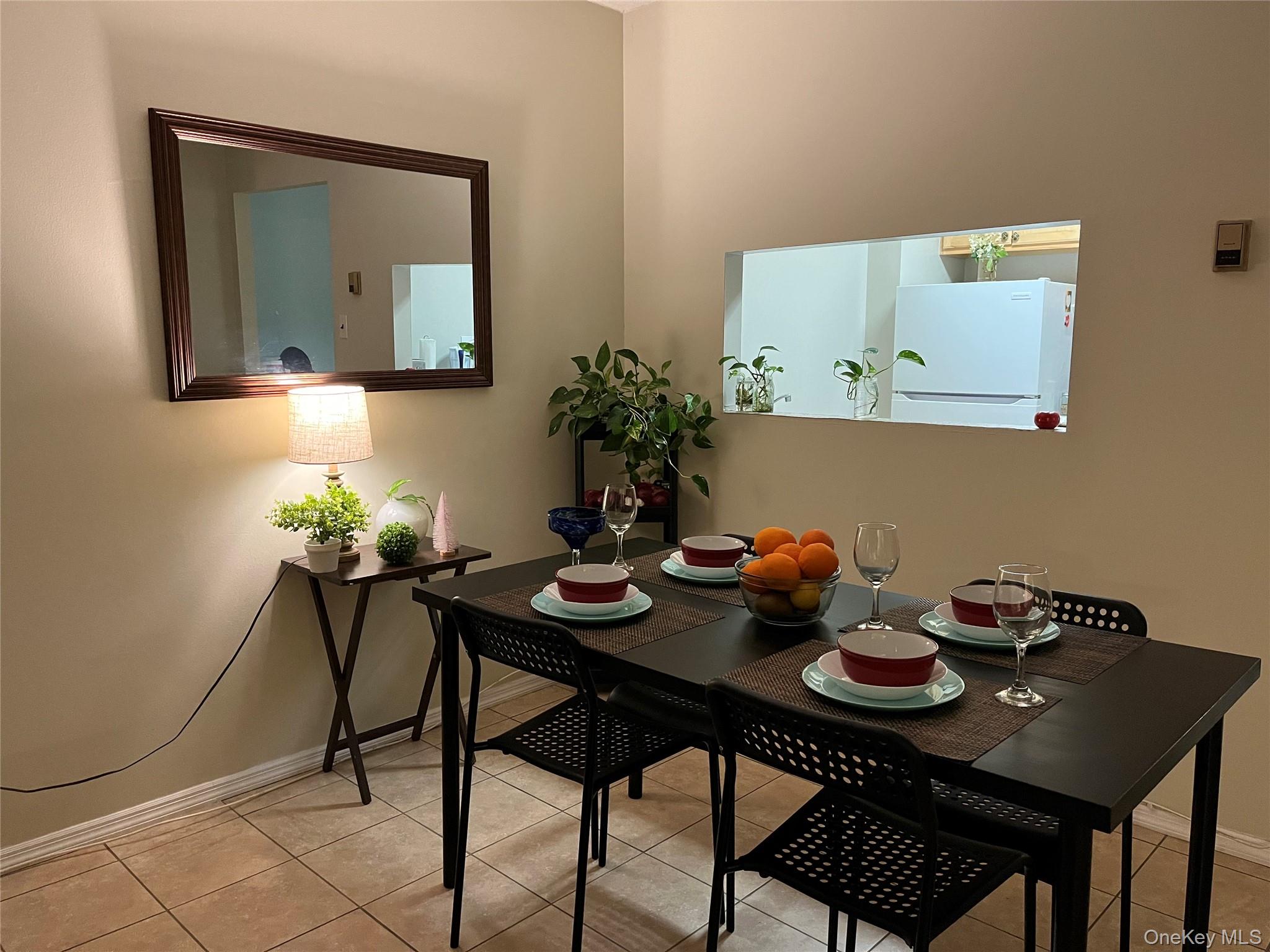 #1 photo, 135 Post Avenue, ナッソー郡 Westbury , NY 11590