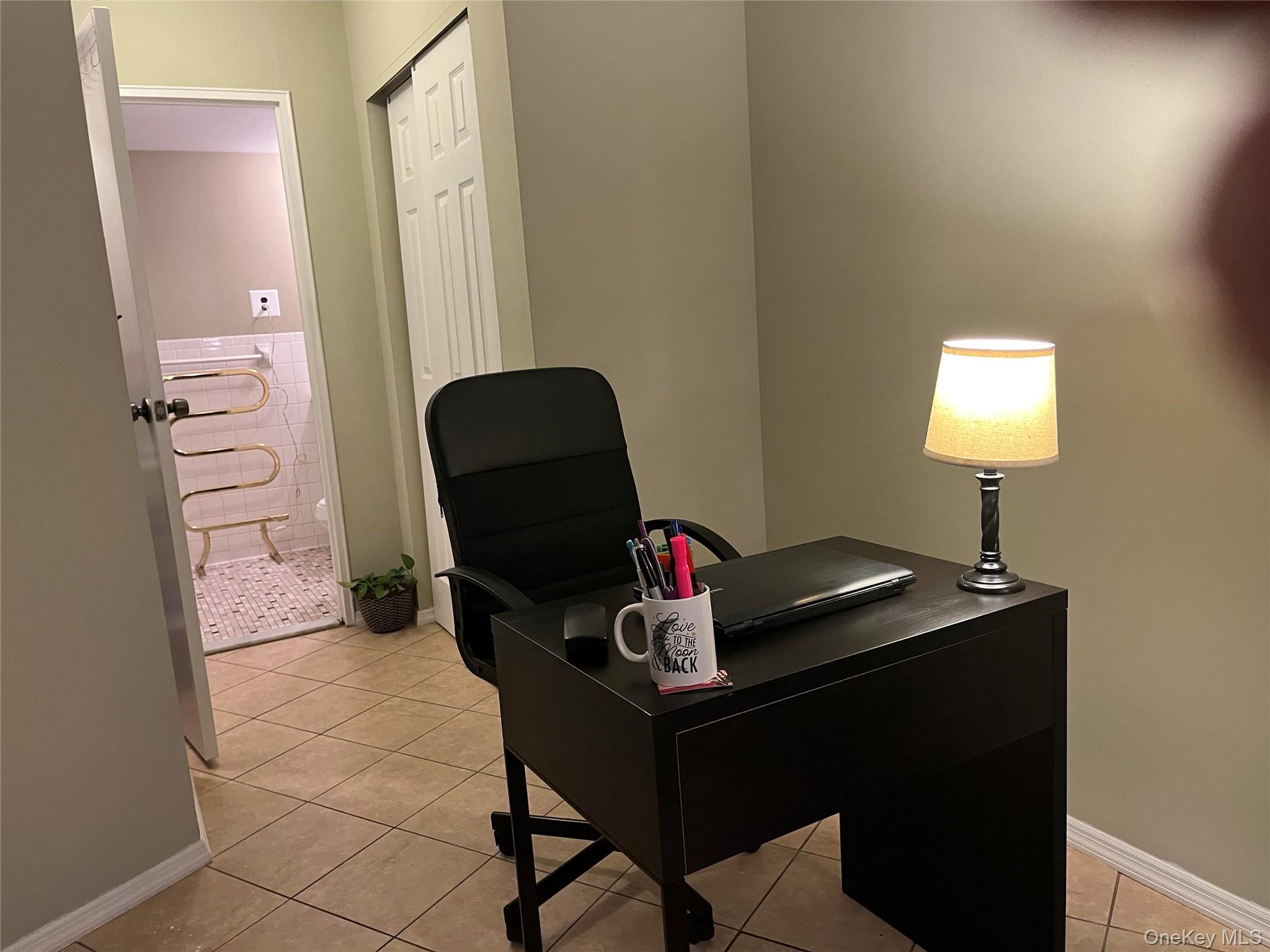 #7 photo, 135 Post Avenue, ナッソー郡 Westbury , NY 11590