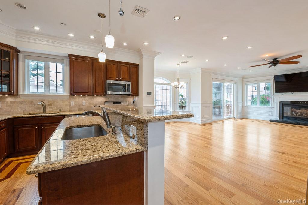 #5 photo, 833 Glen Drive, ナッソー郡 Woodmere , NY 11598