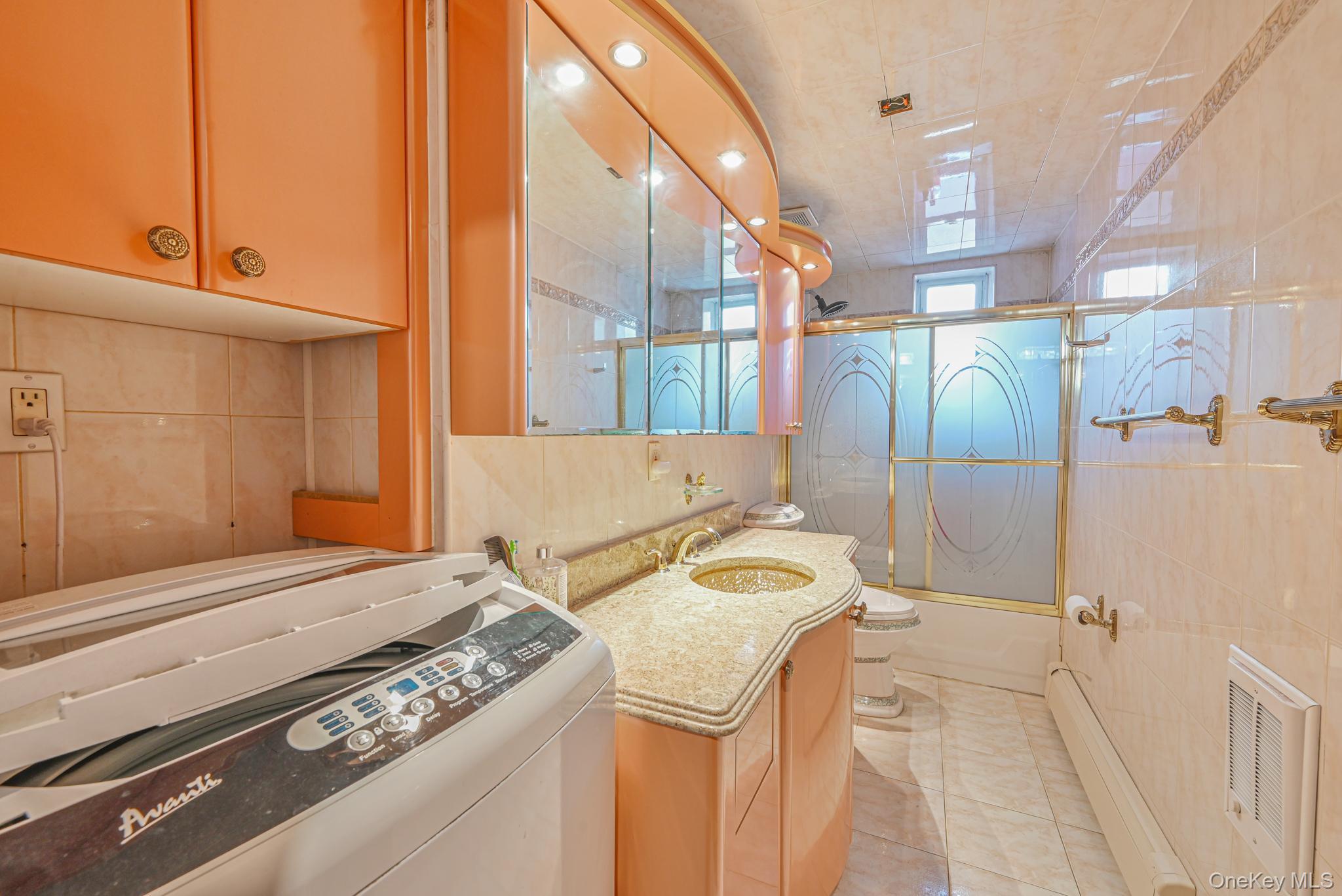 #17 photo, 10201 62nd Road, クイーンズ区 Forest Hills , NY 11375