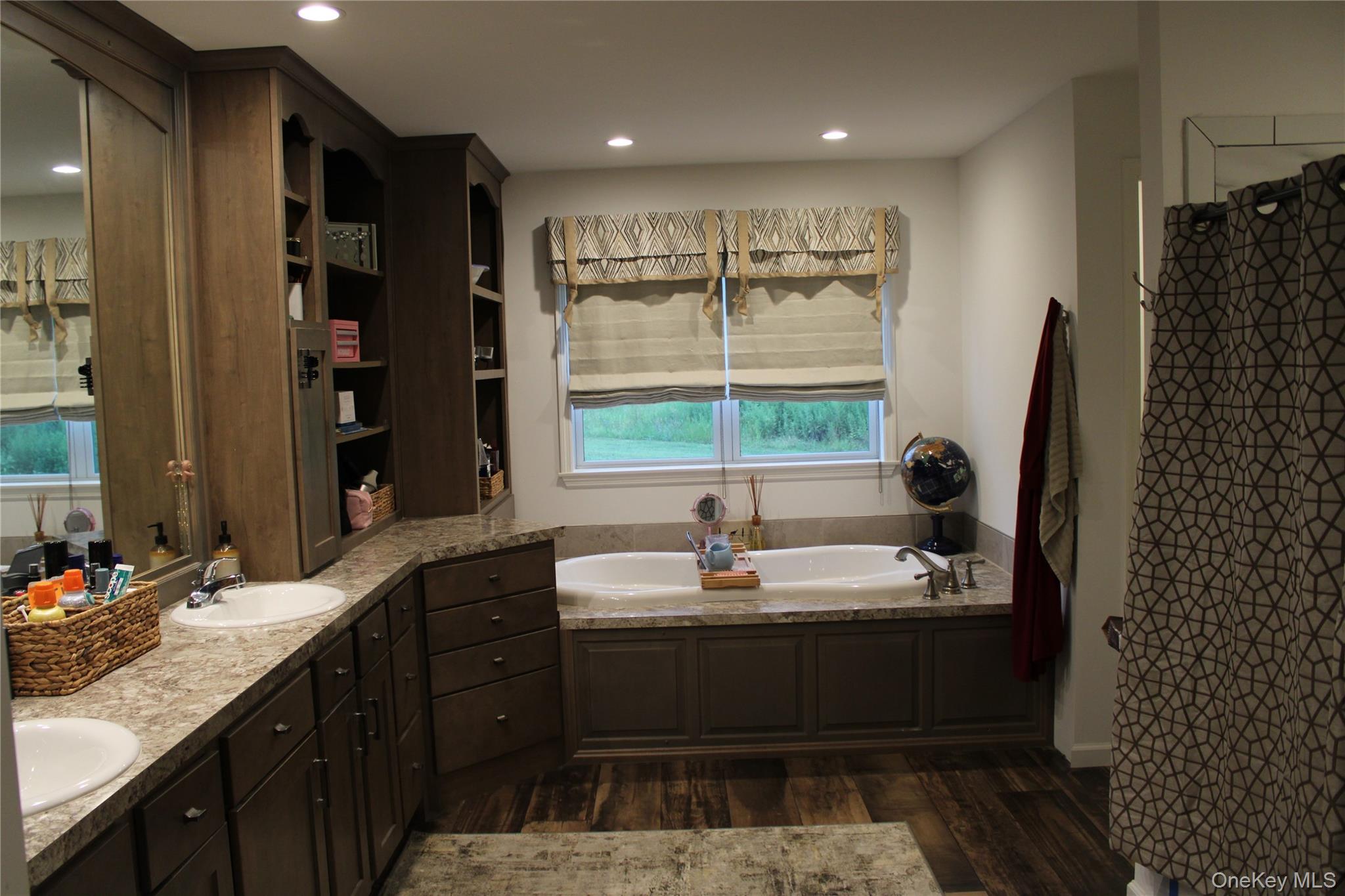 #19 photo, 155 Metzger Road, Red Hook , NY 12571