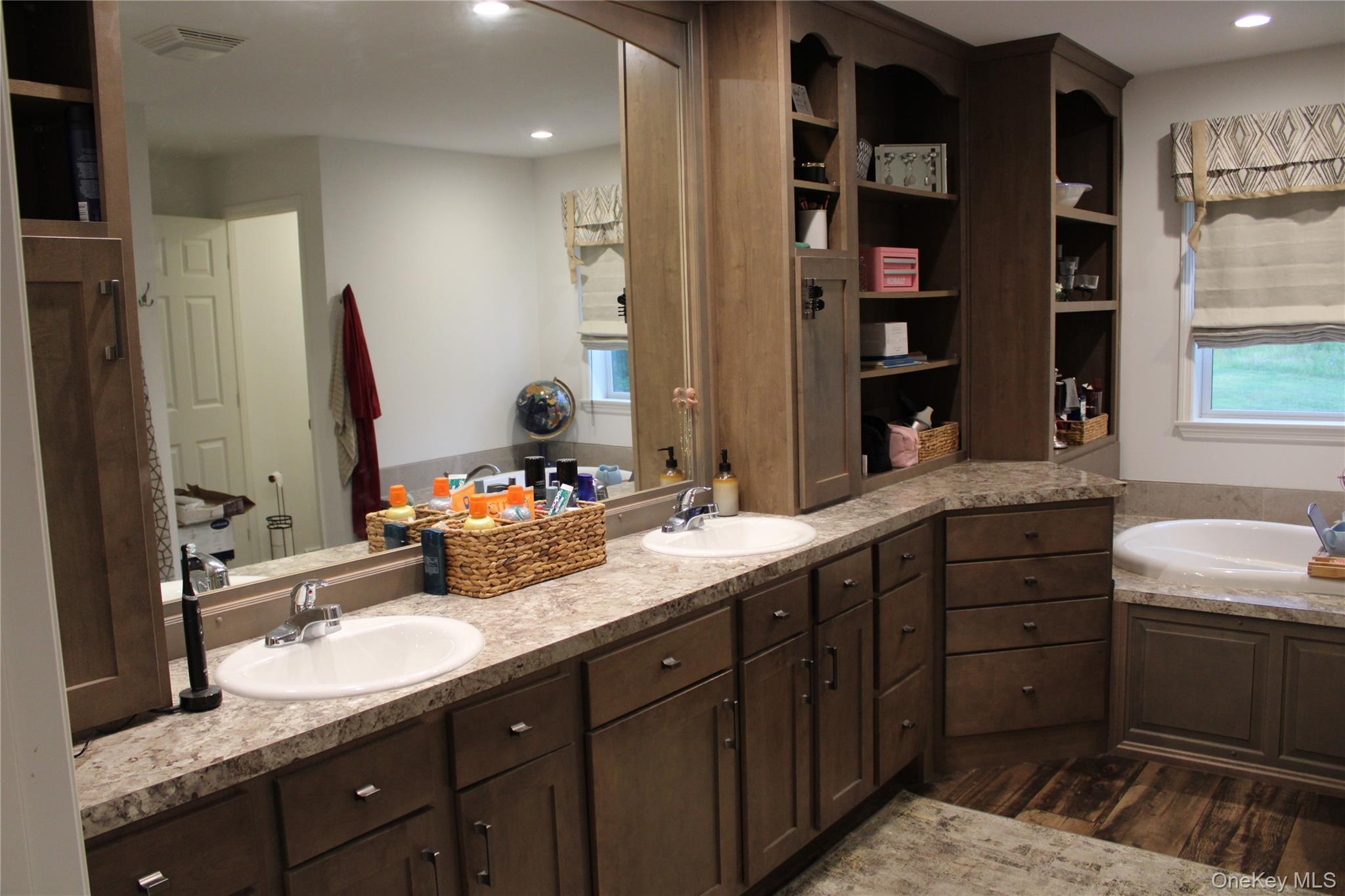 #20 photo, 155 Metzger Road, Red Hook , NY 12571